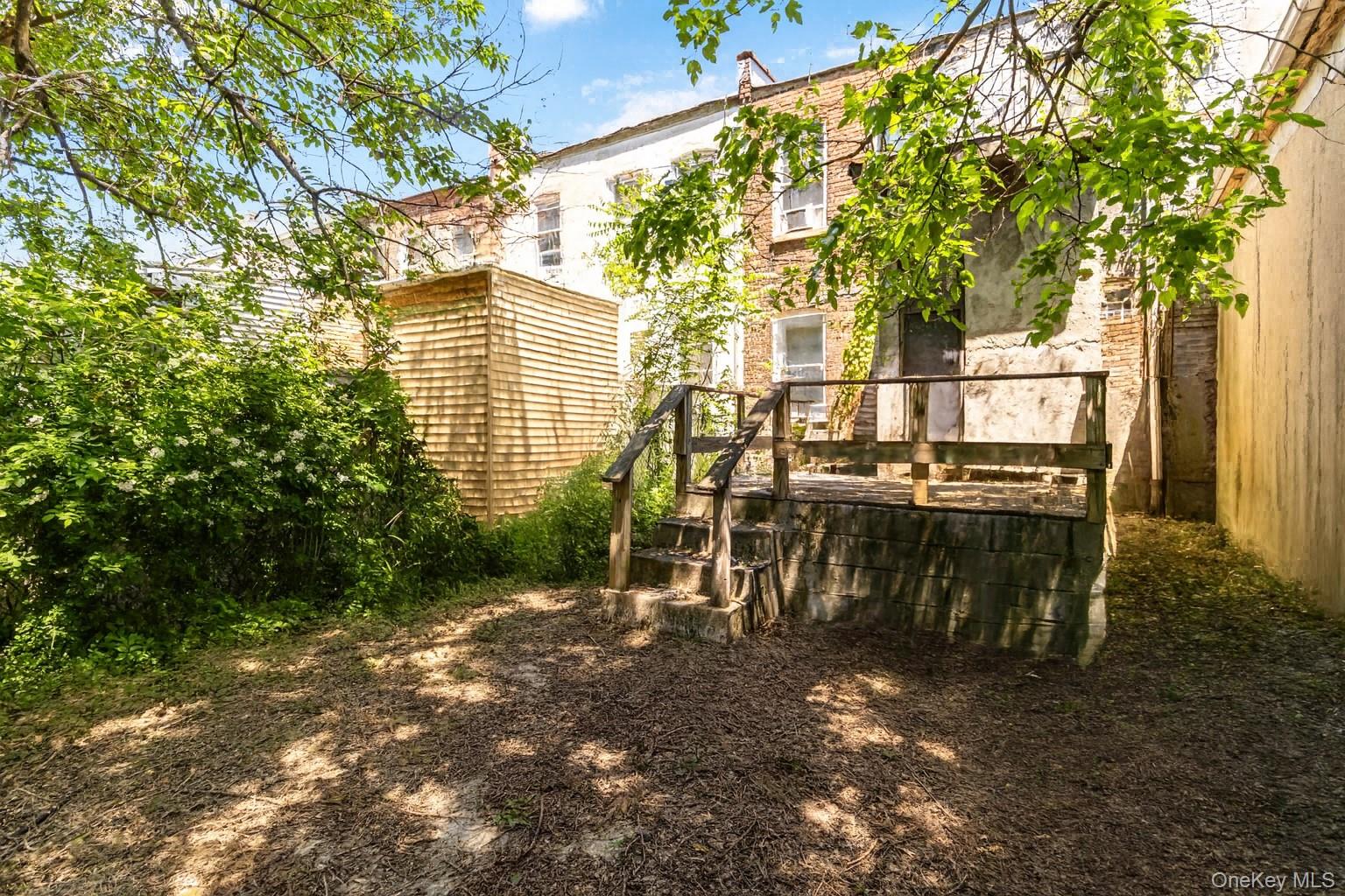 806 New Jersey Avenue Property Photo 21