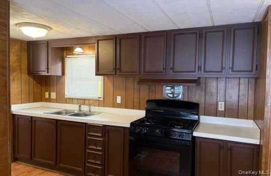 141 Gale Road Property Photo 8