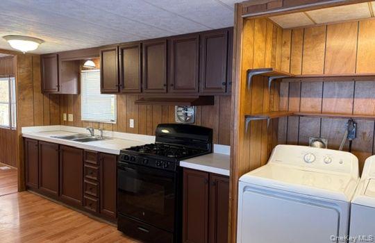 141 Gale Road Property Photo 9