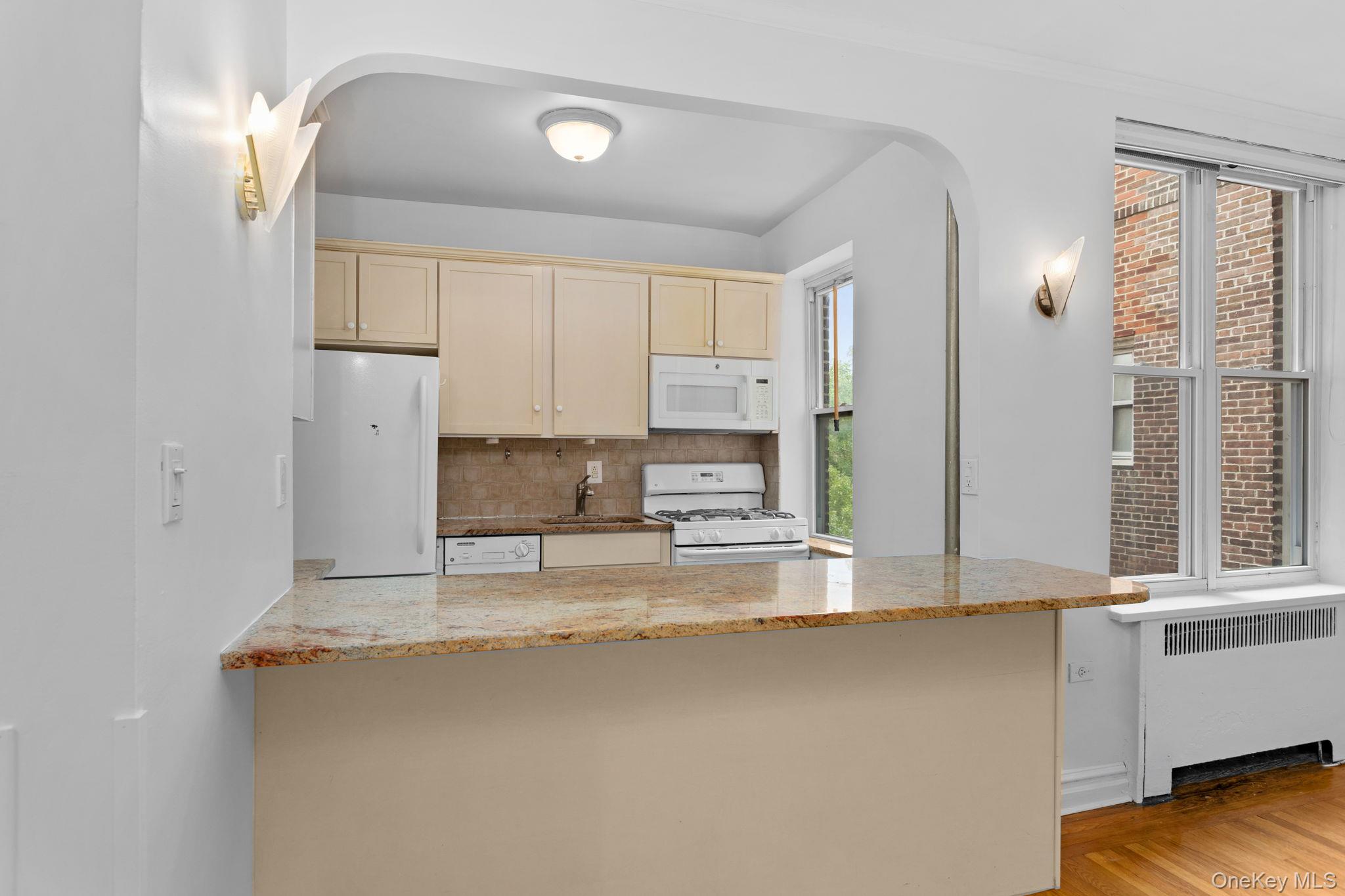 3810 Greystone Ave. 507 Property Photo 13