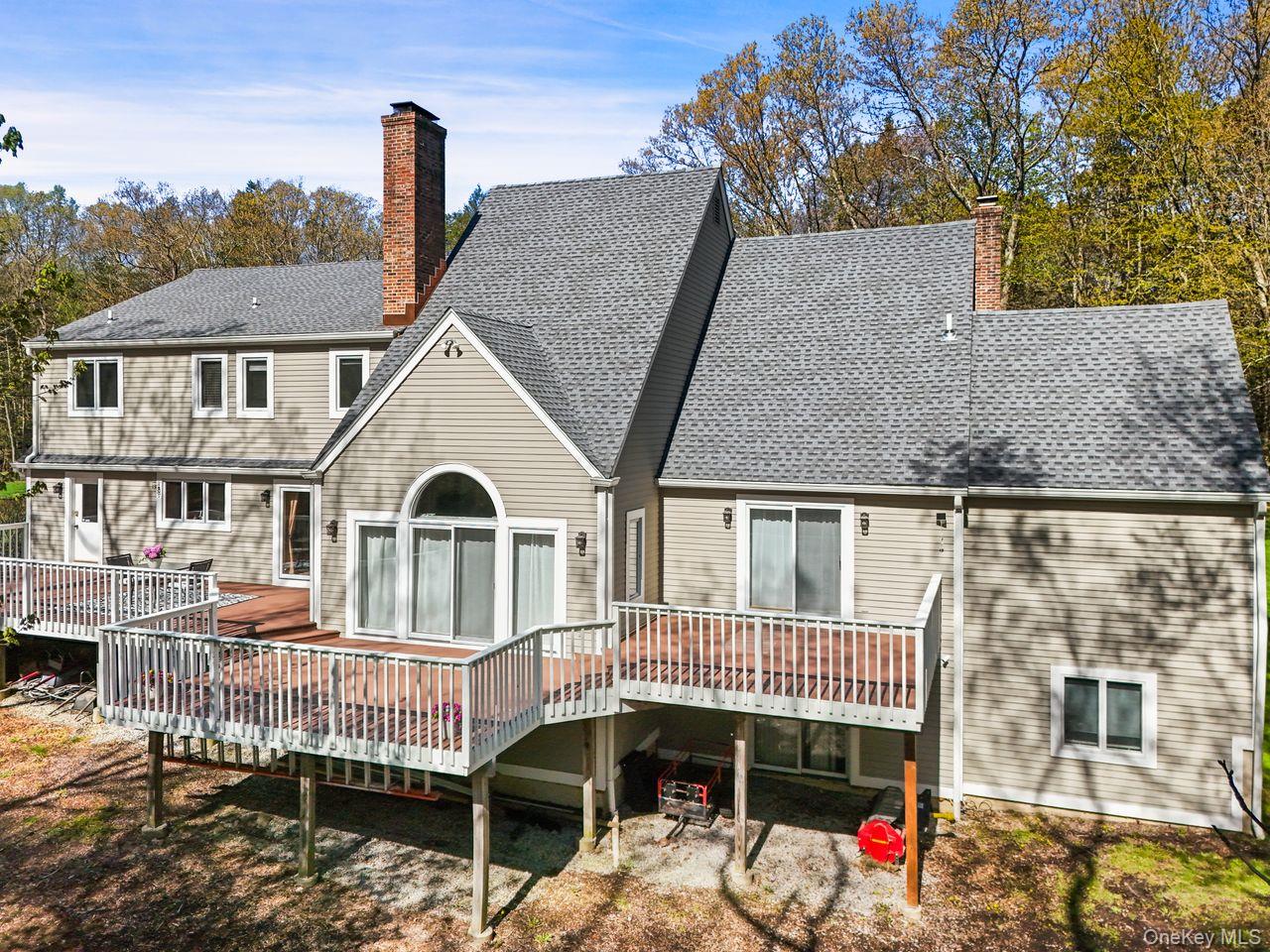 17 Pine Hill Drive Property Photo 6