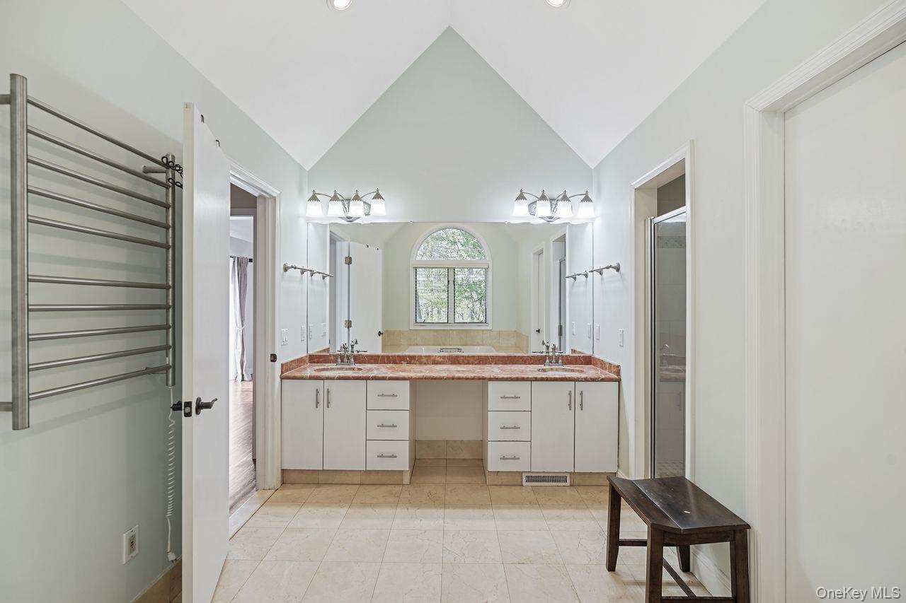 17 Pine Hill Drive Property Photo 16