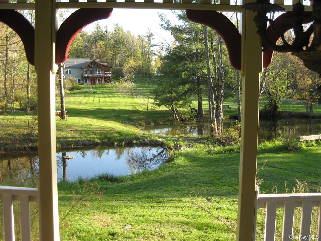 315 Thompson Road Property Photo 8
