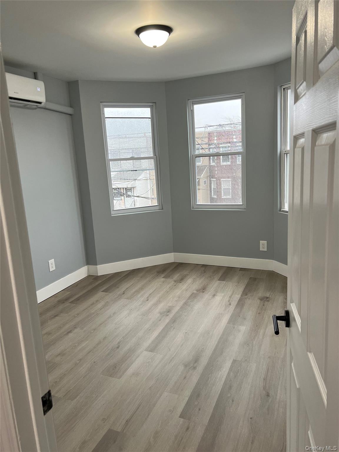 65-45 Admiral Avenue Property Photo 10