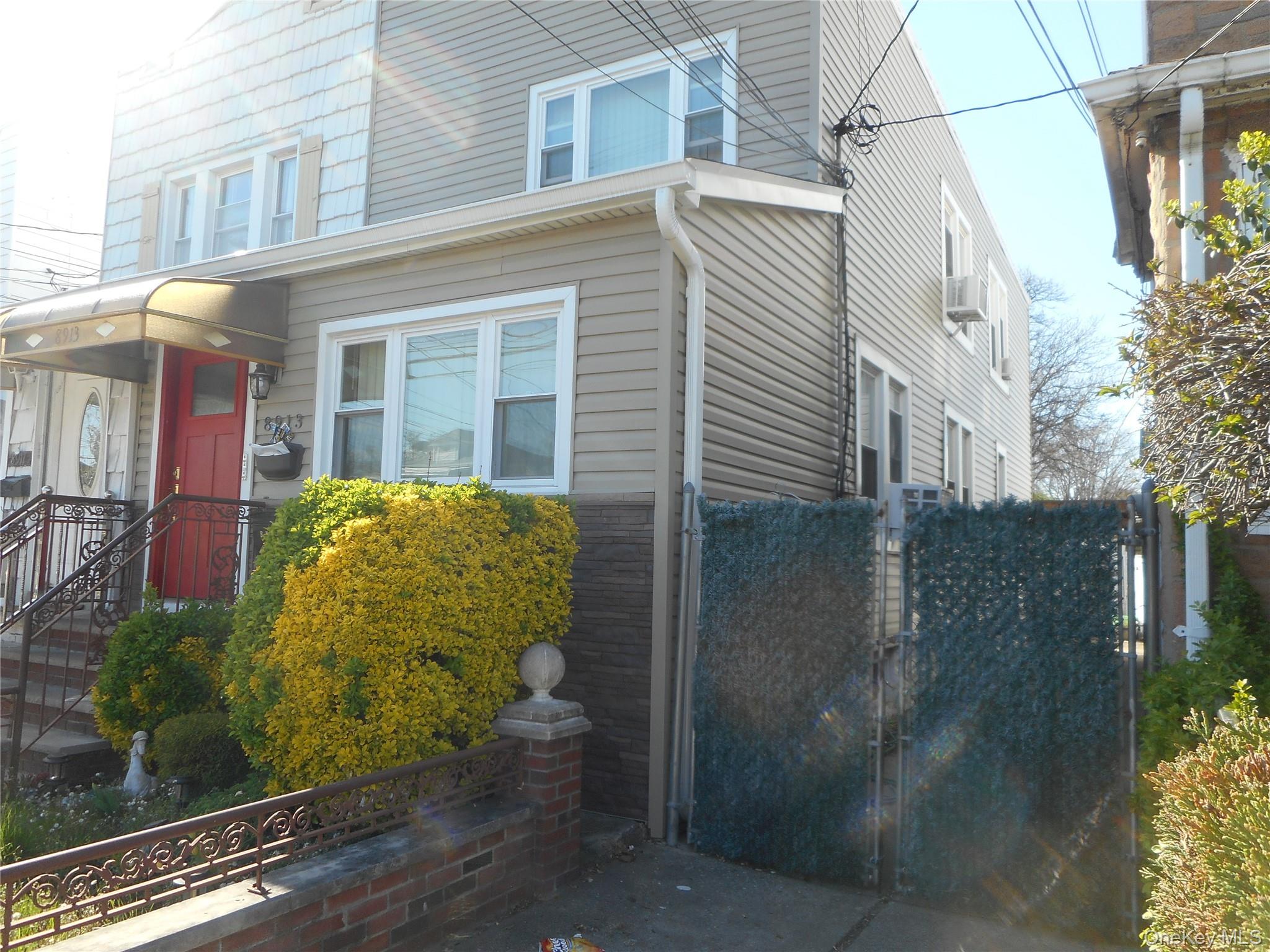 8913 Avenue M Property Photo 2