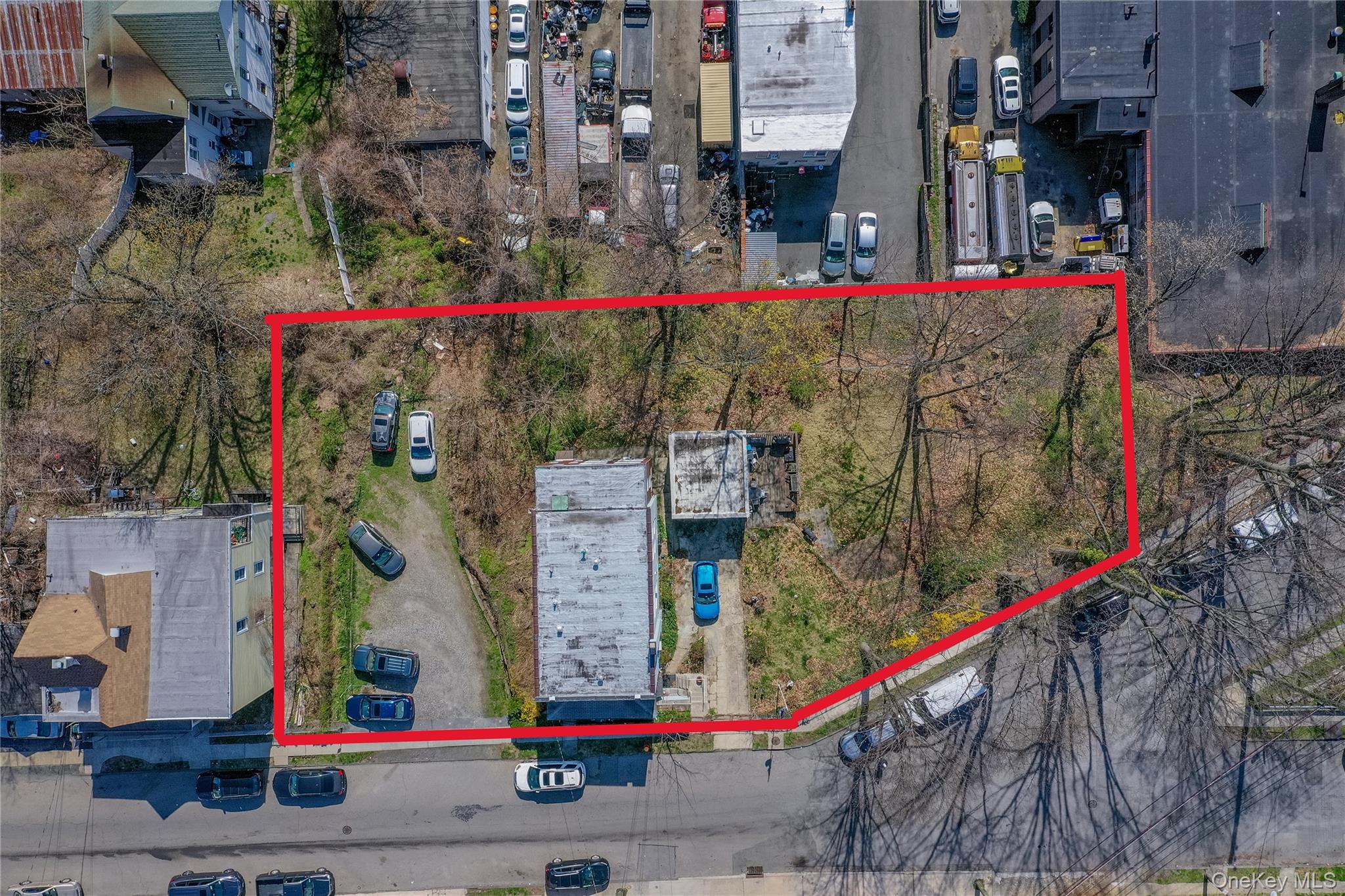 220 Woodland Avenue Property Photo 8