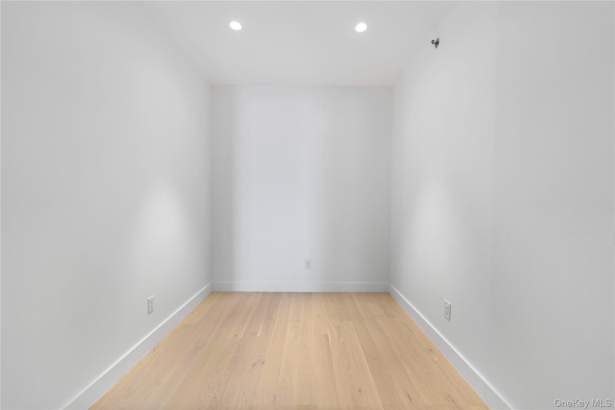 136-18 Maple Avenue 5g Property Photo 15