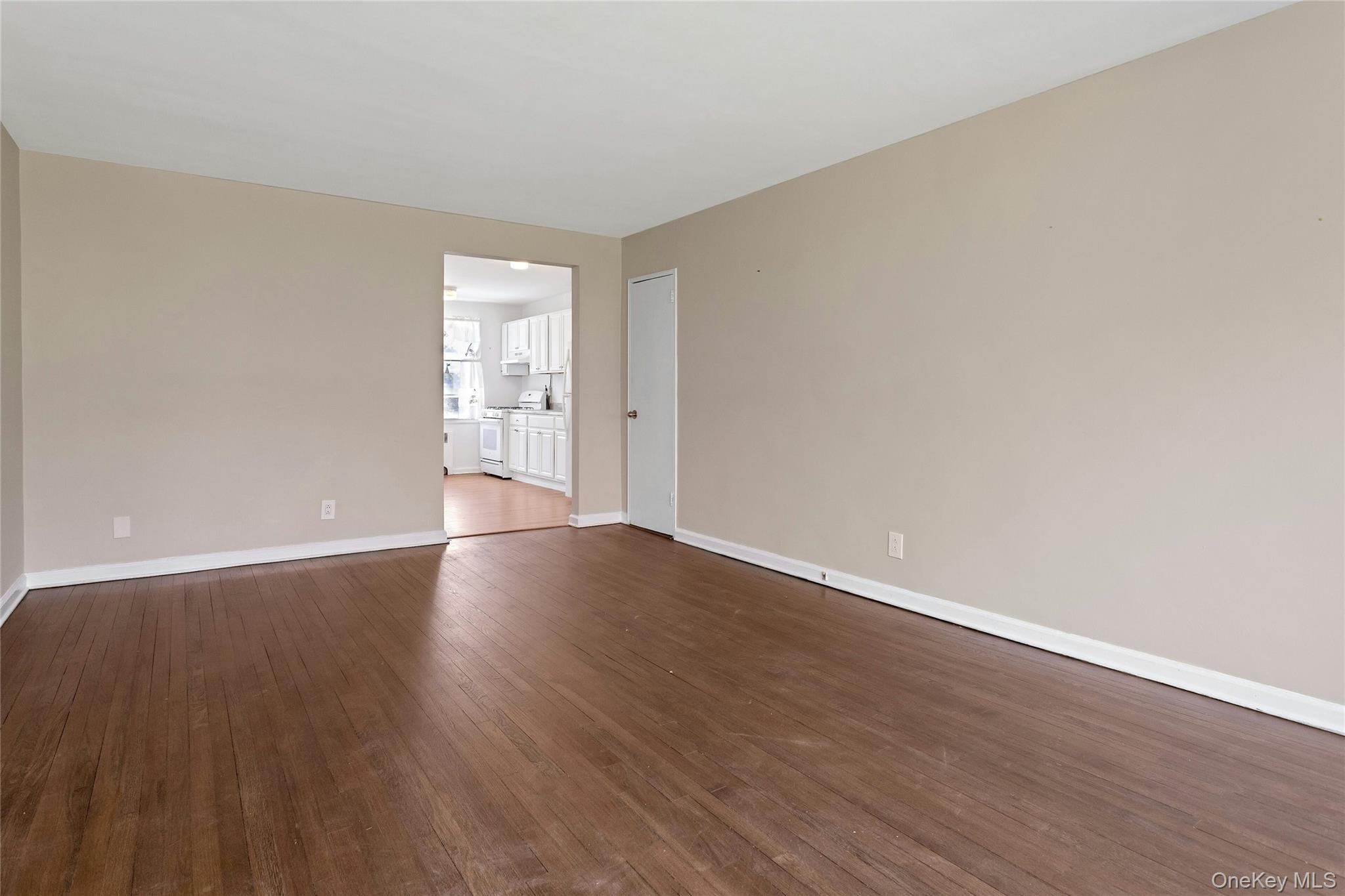 39 Carpenter Avenue A Property Photo 5