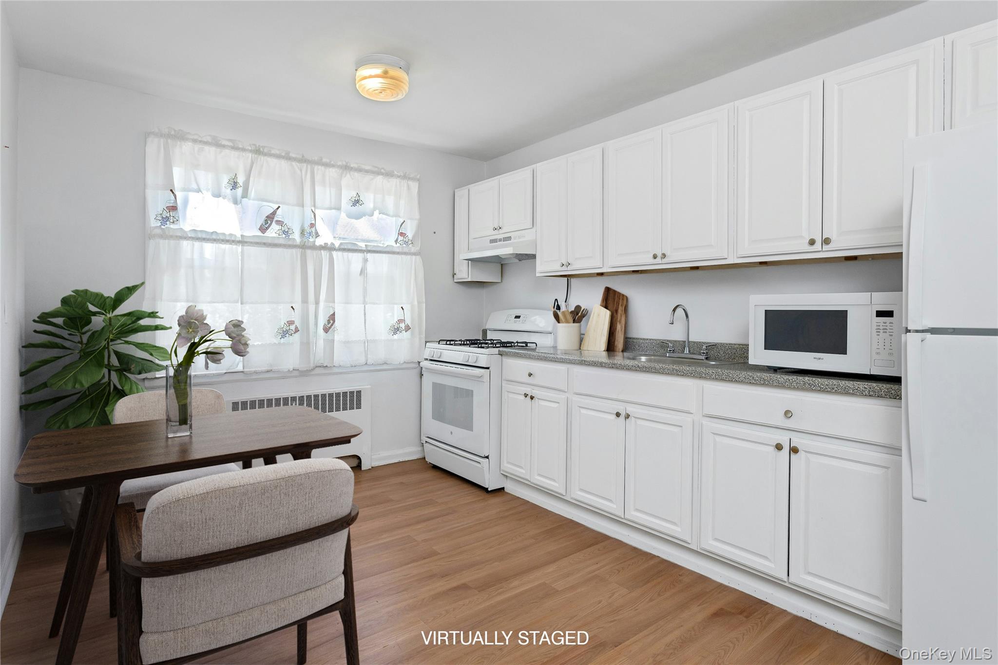 39 Carpenter Avenue A Property Photo 11