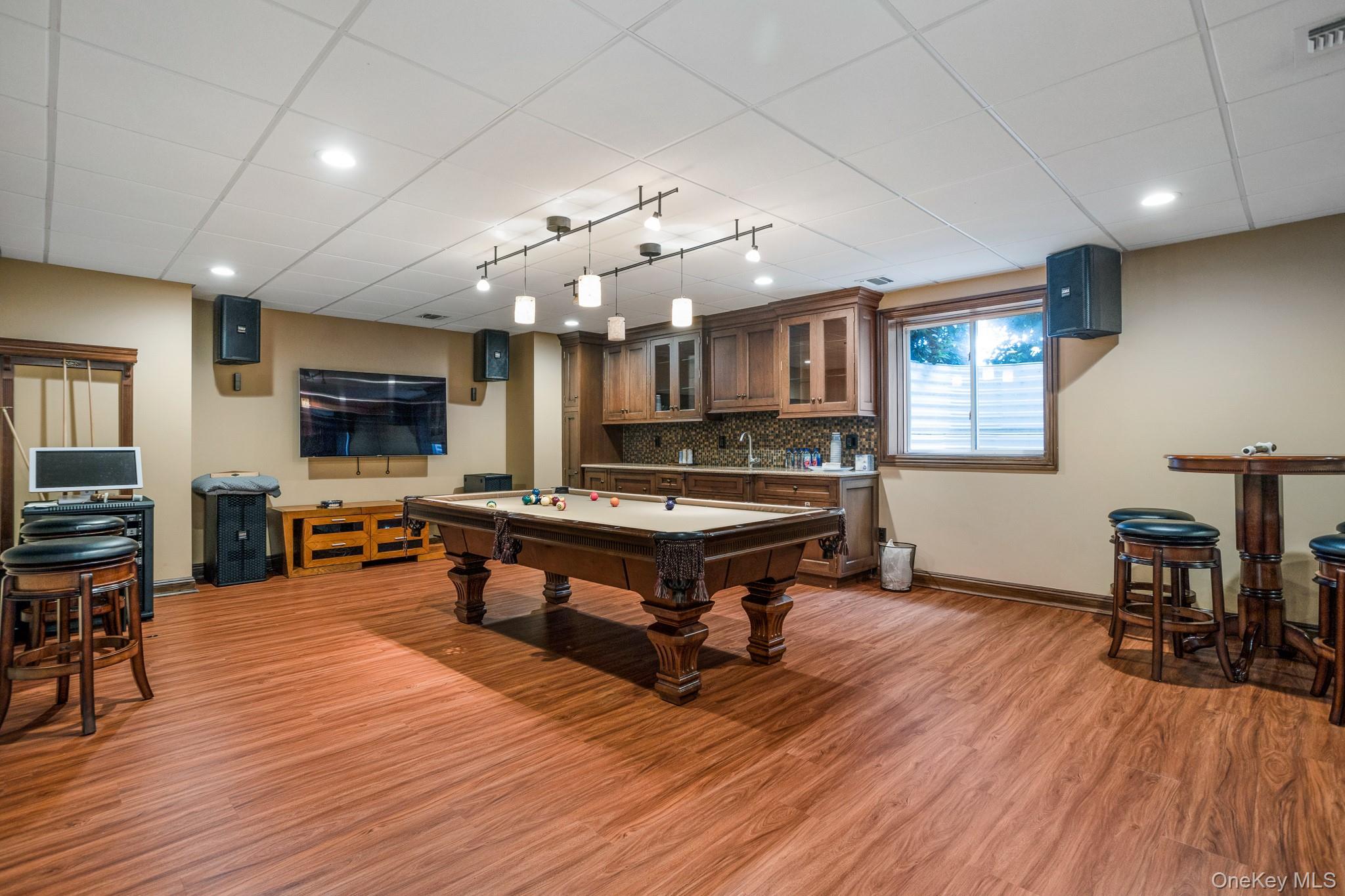 9 Earle Drive Property Photo 23