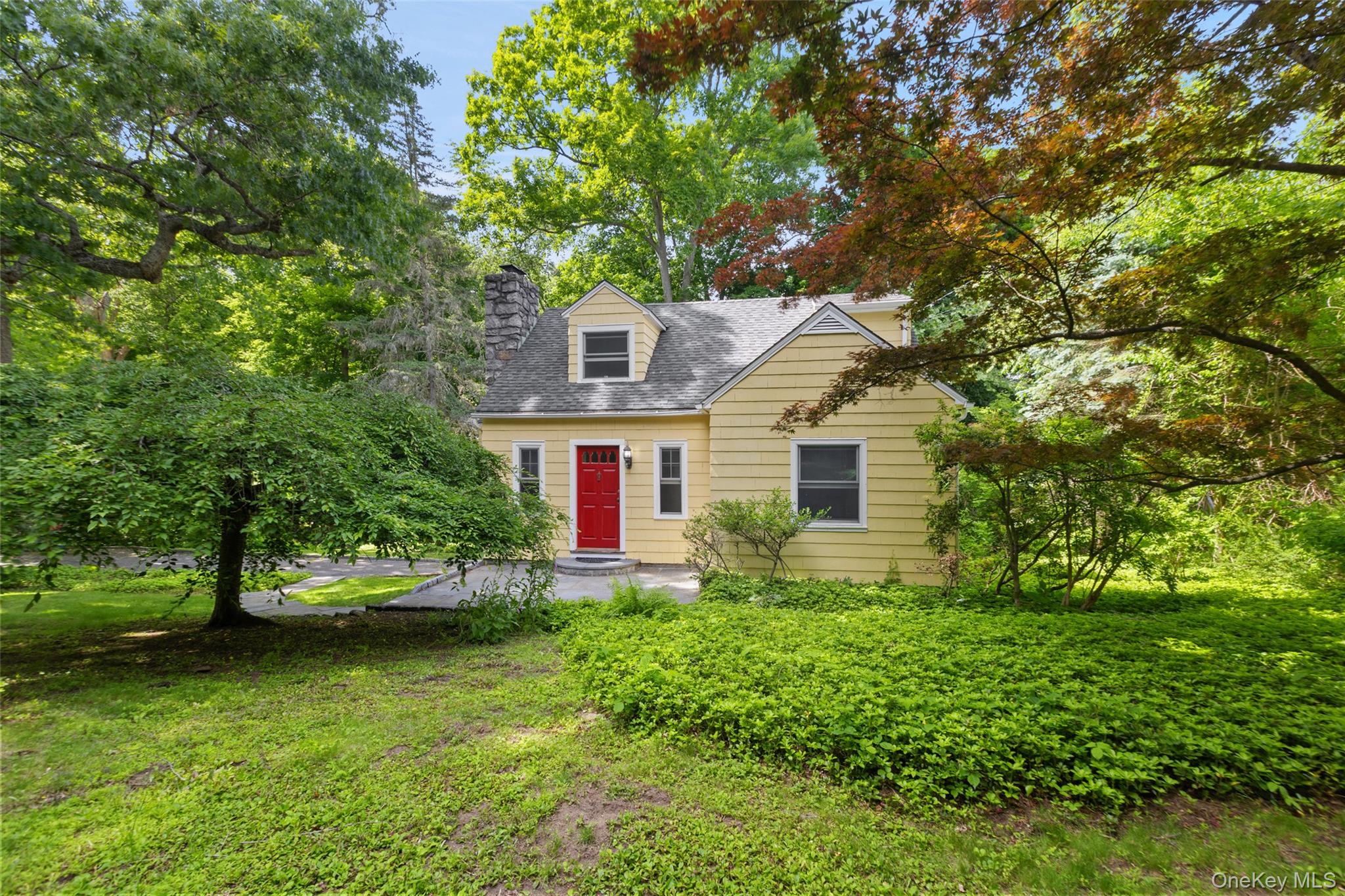 65 Laurelton Road Property Photo 2