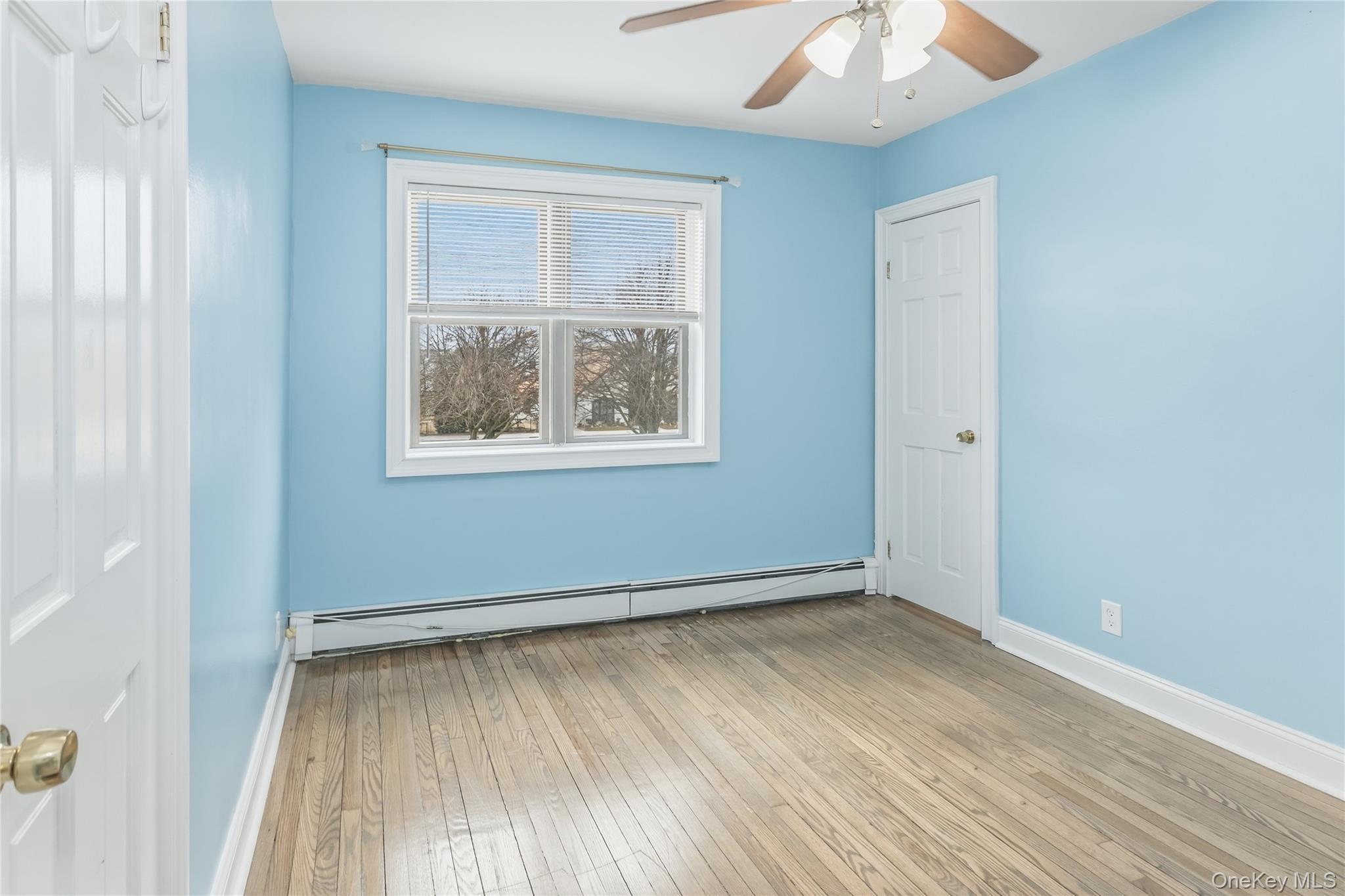 325 E Park Avenue Property Photo 22