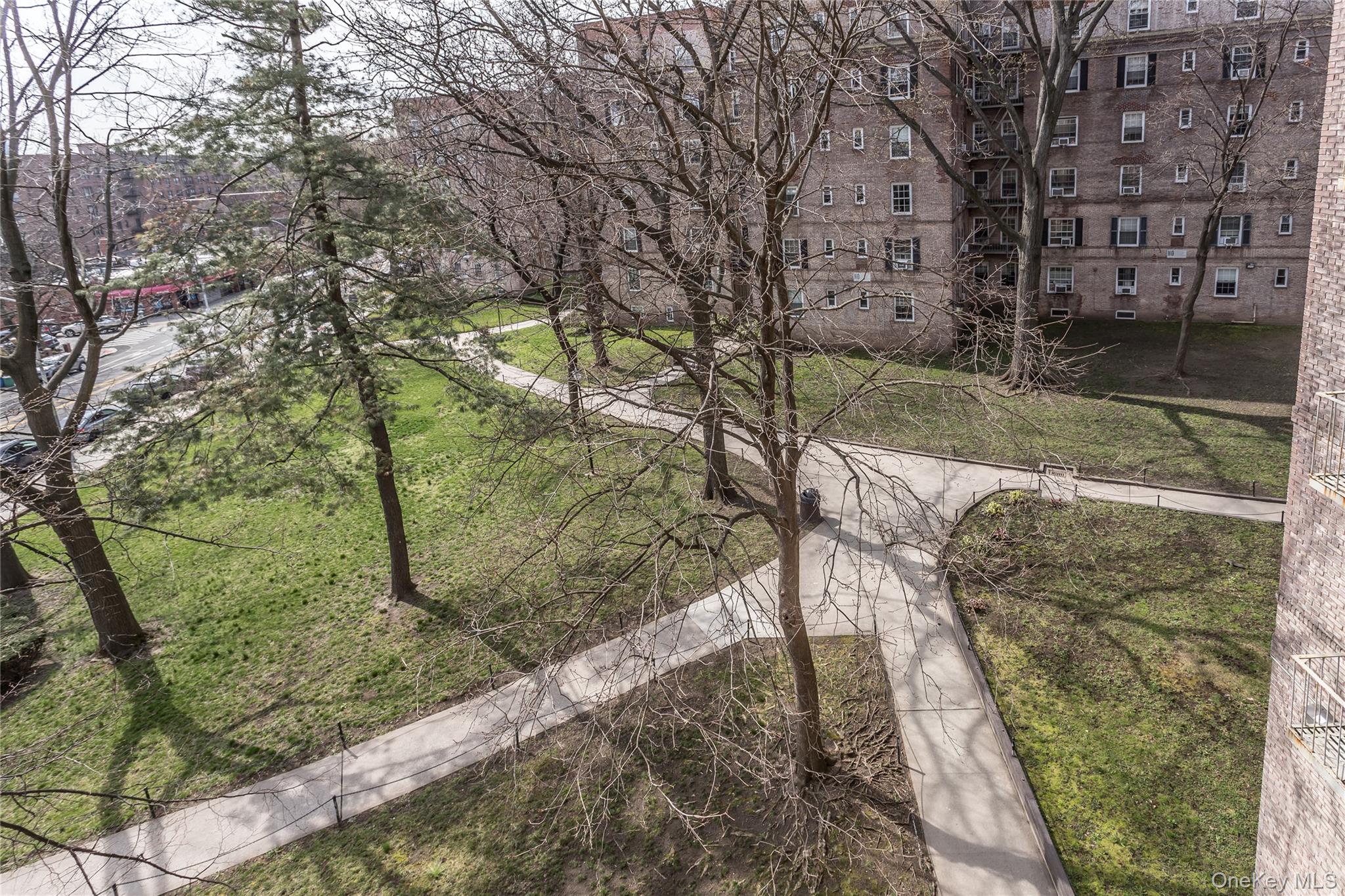 55-23 31 Avenue J4 Property Photo 26