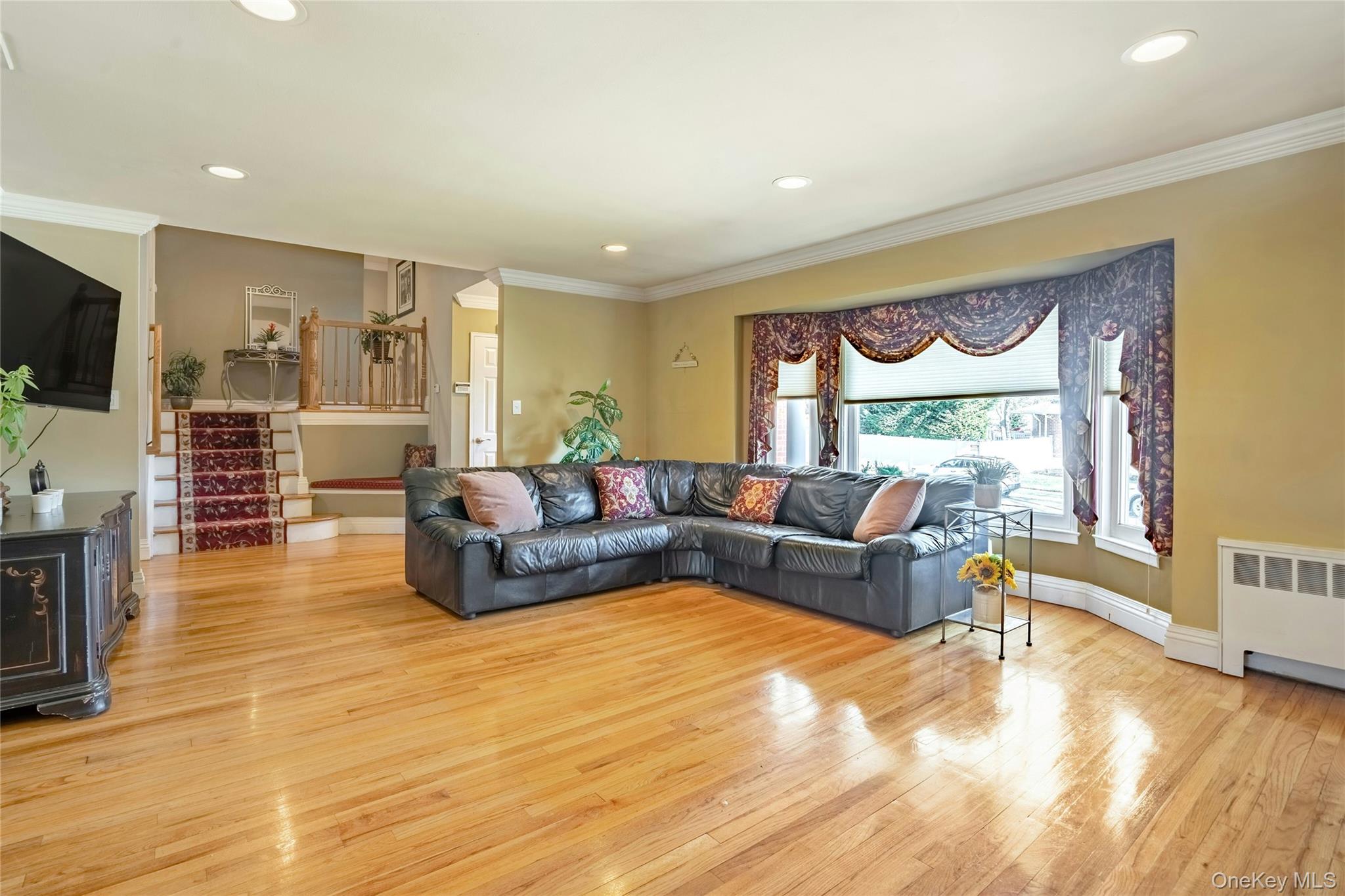 37 Winthrop Road Property Photo 5