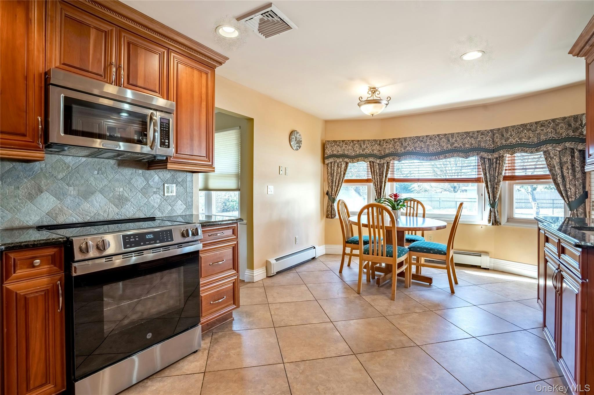 37 Winthrop Road Property Photo 8