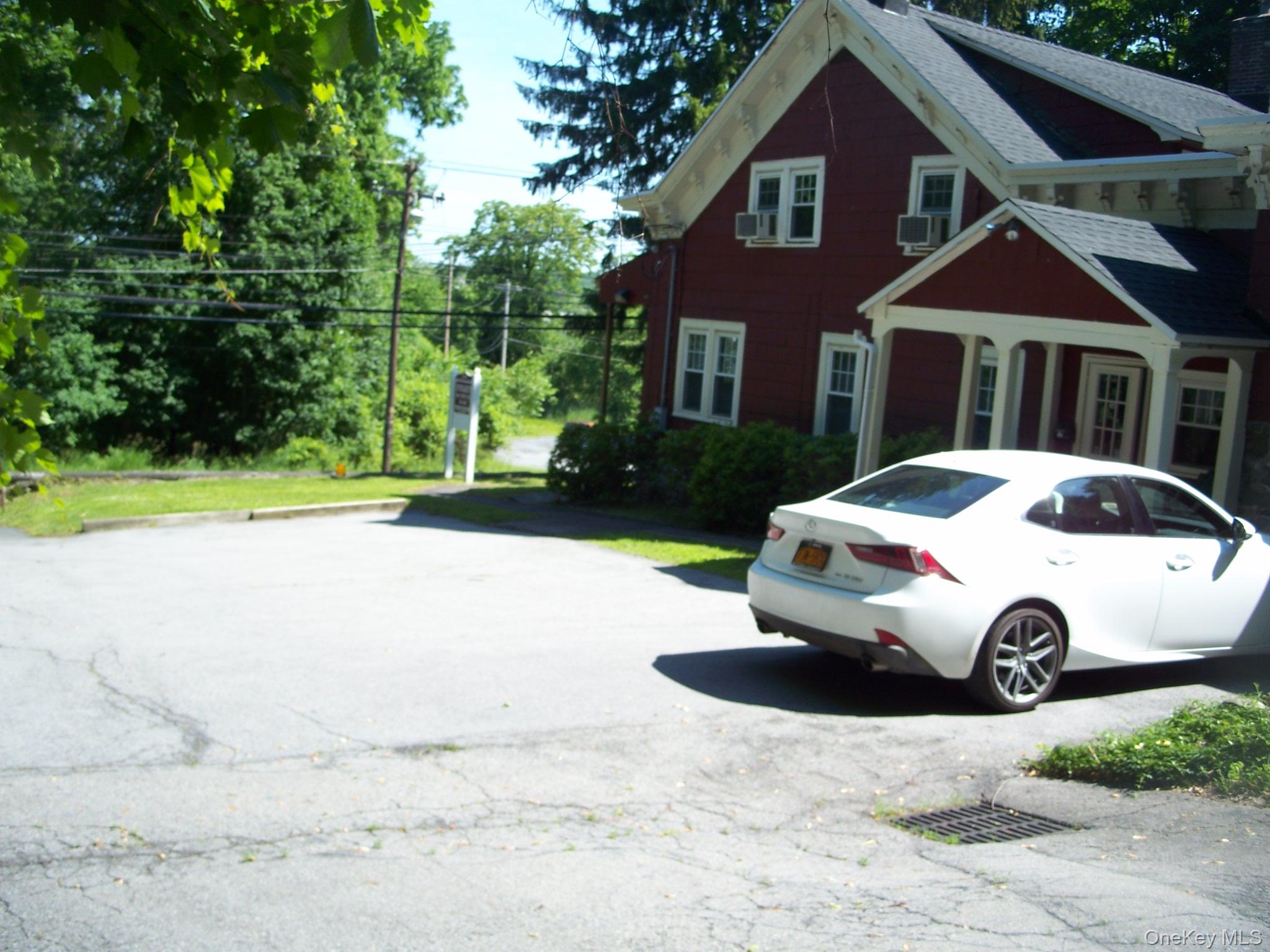 244 Greenwich Avenue Property Photo 1