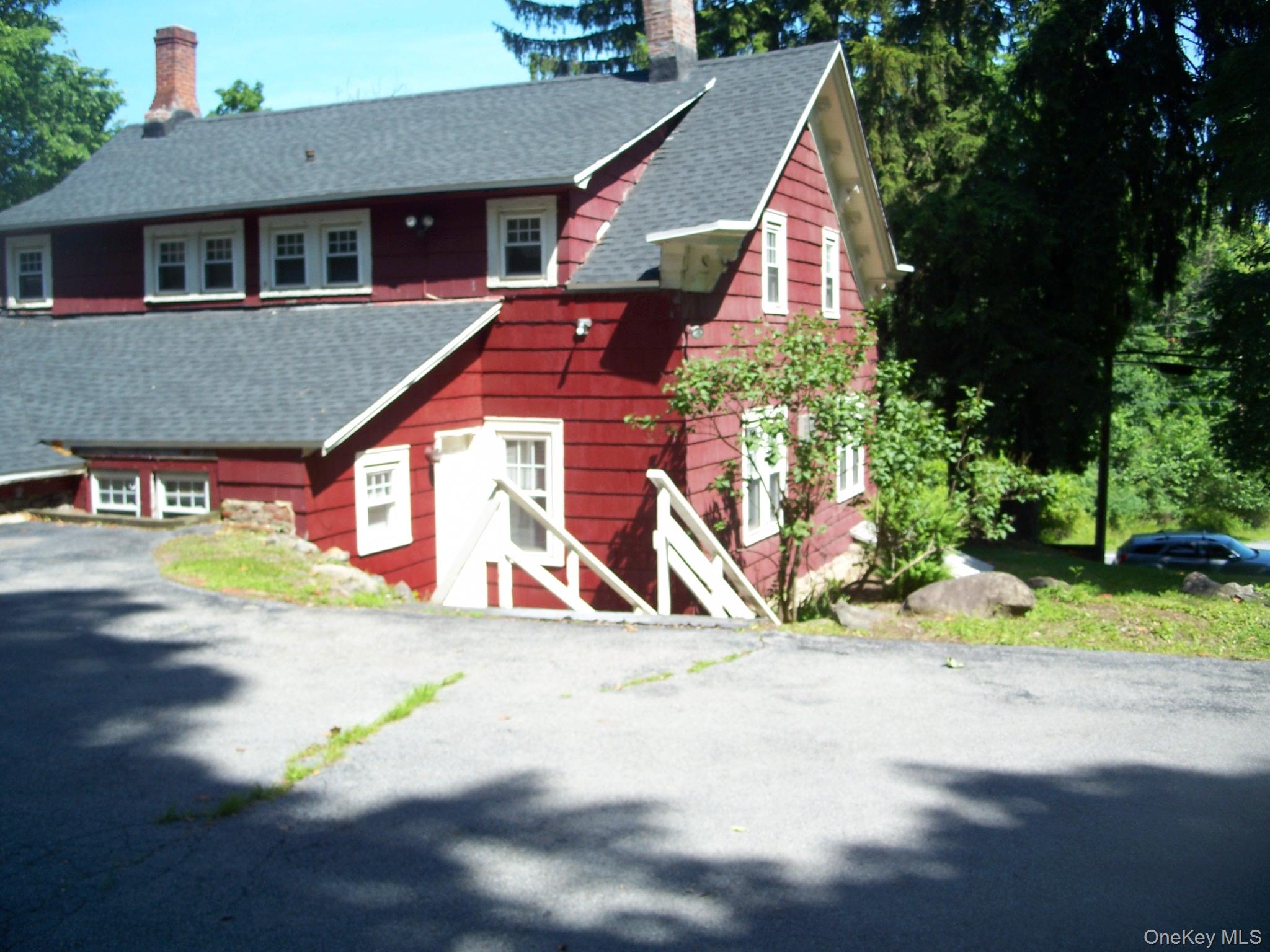 244 Greenwich Avenue Property Photo 7