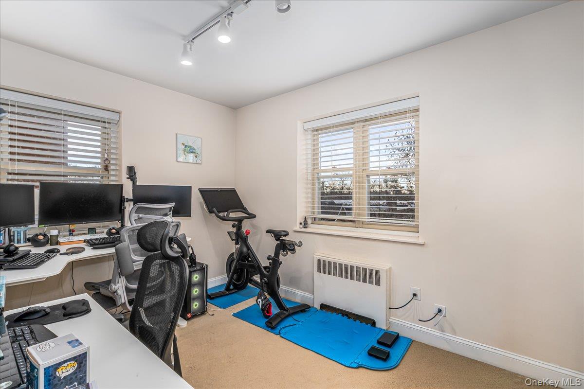 144-55 Melbourne Avenue 3e Property Photo 5