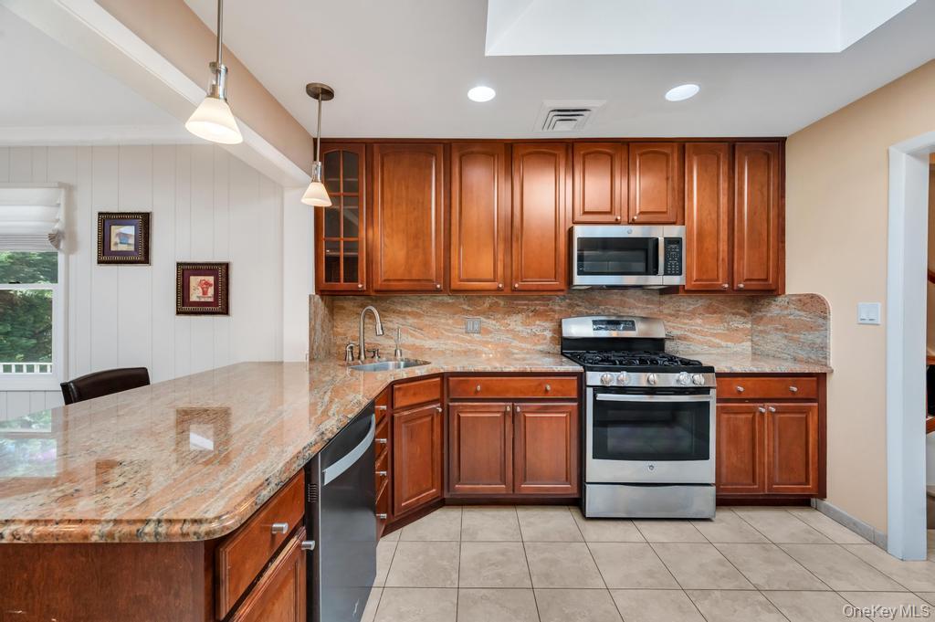 98 Larch Drive Property Photo 14
