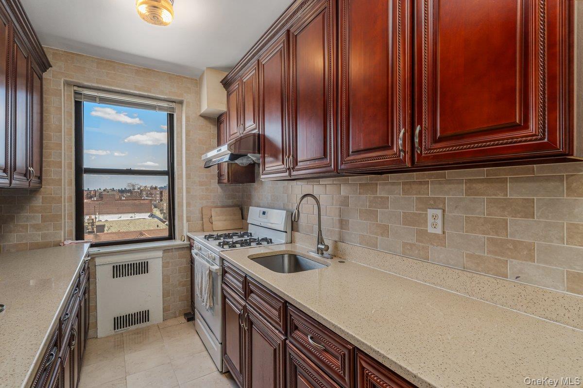 4035 Ithaca Street 5d Property Photo 6