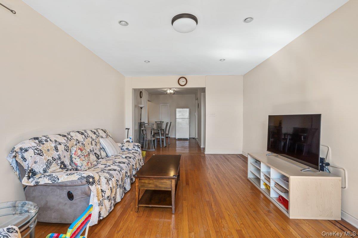4035 Ithaca Street 5d Property Photo 10
