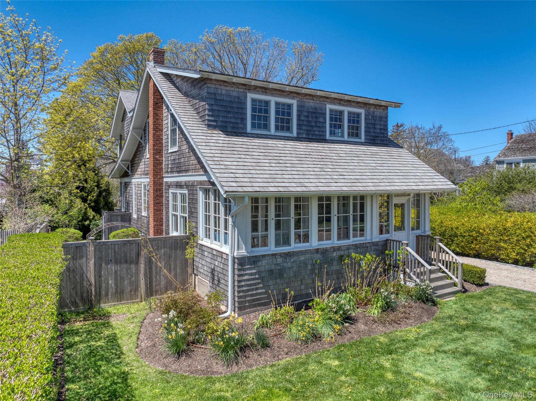 1125 Navy Street Property Photo 1