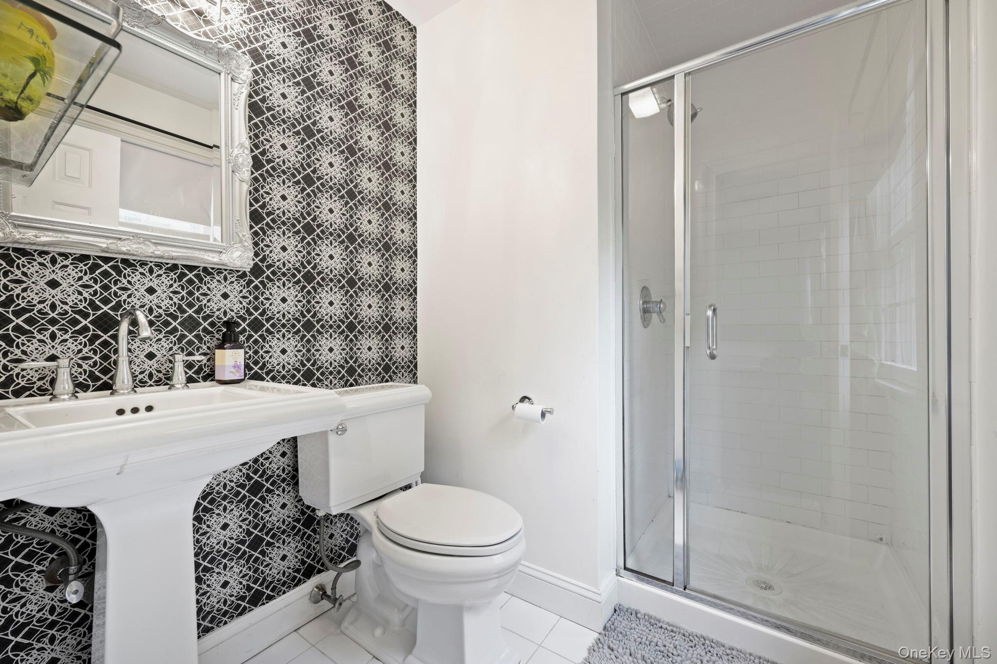 76 Eleanor Drive Property Photo 11