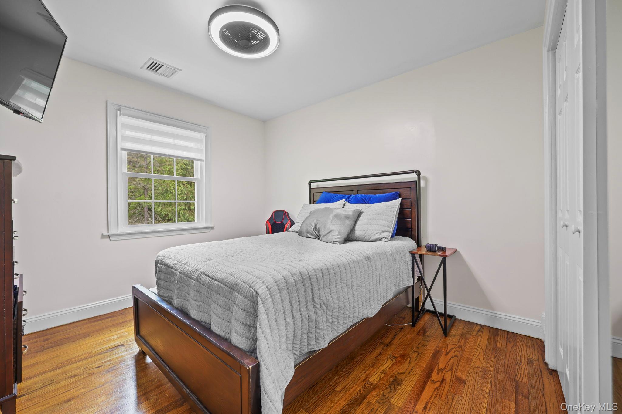 76 Eleanor Drive Property Photo 12