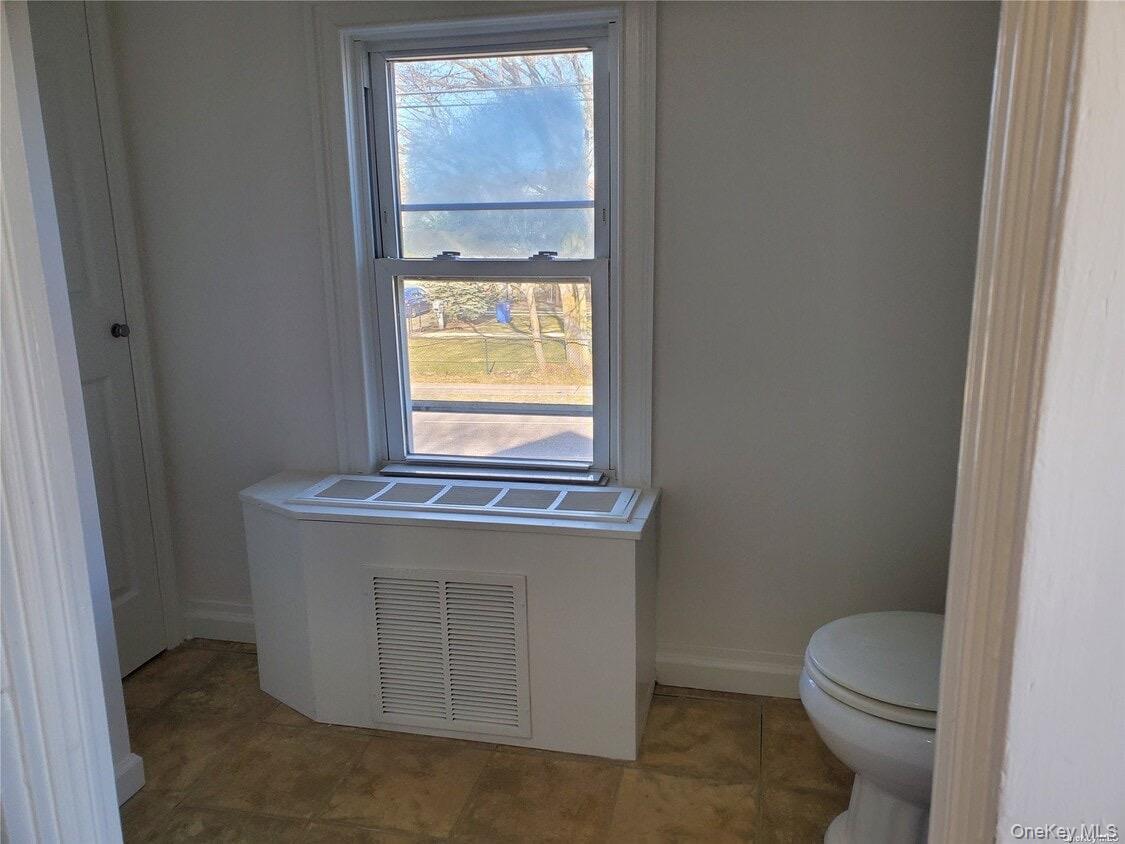 40 Amity Street Property Photo 10
