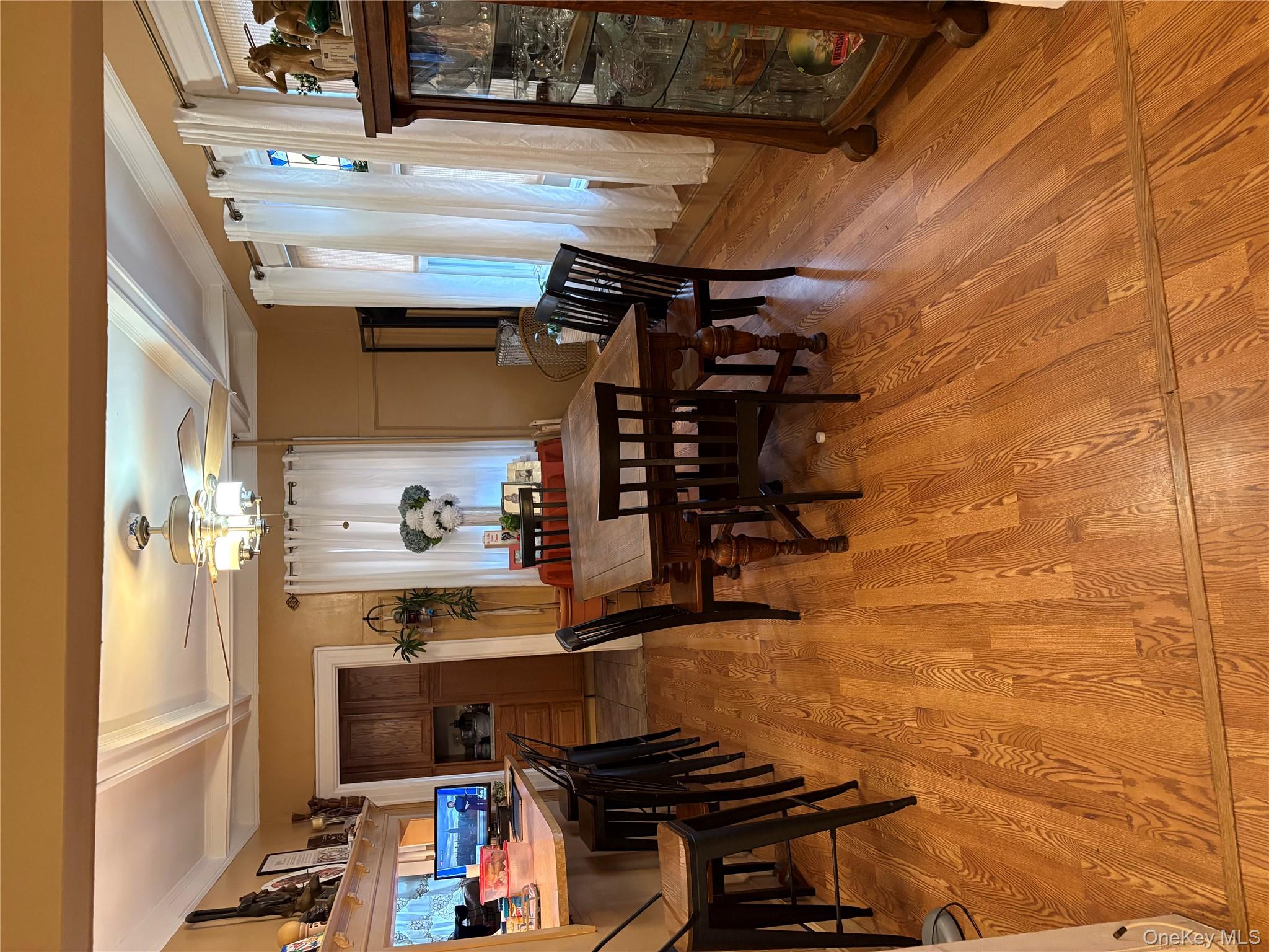 10409 189th Street Property Photo 9