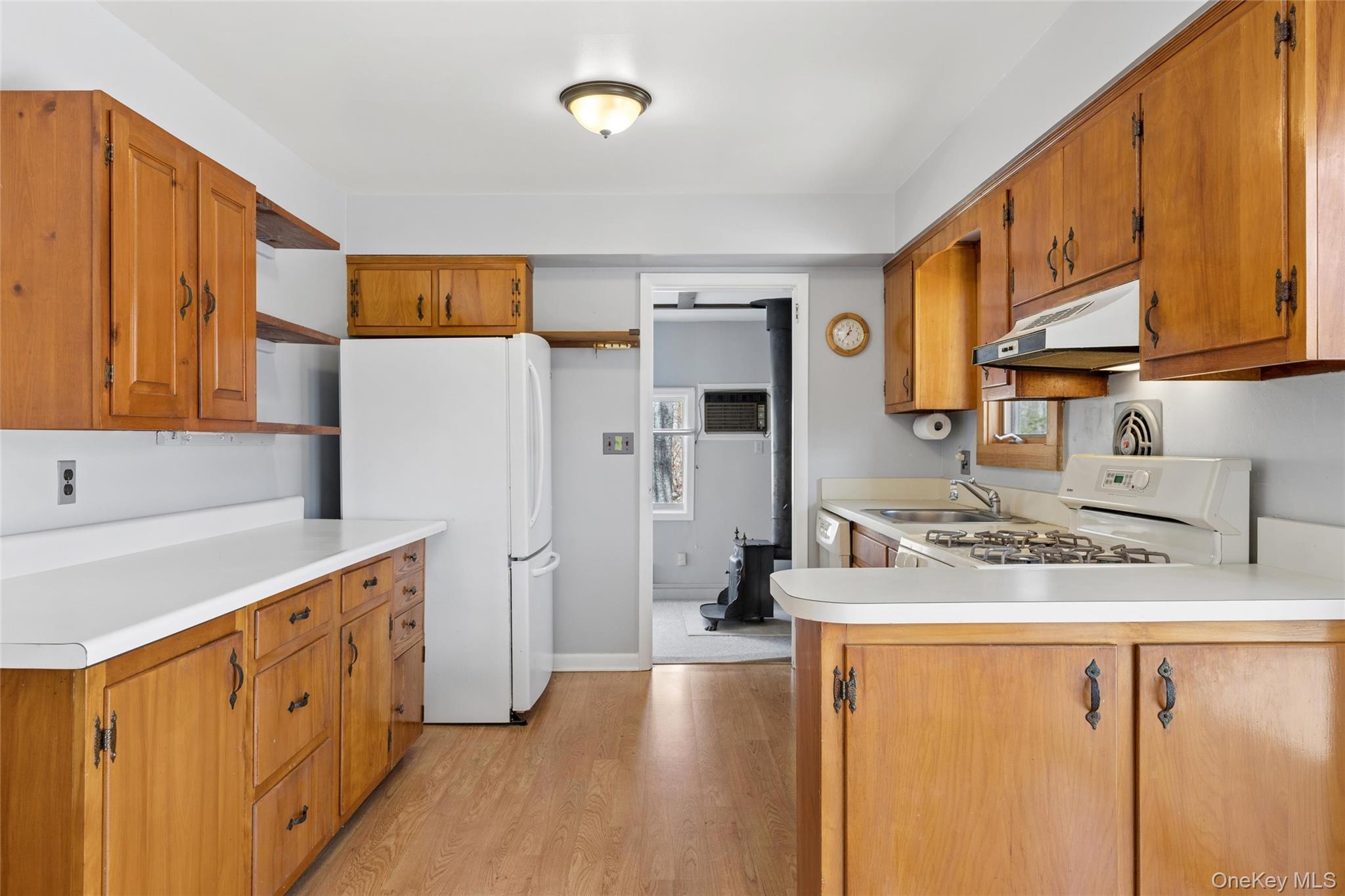 4 Columbine Avenue Property Photo 17