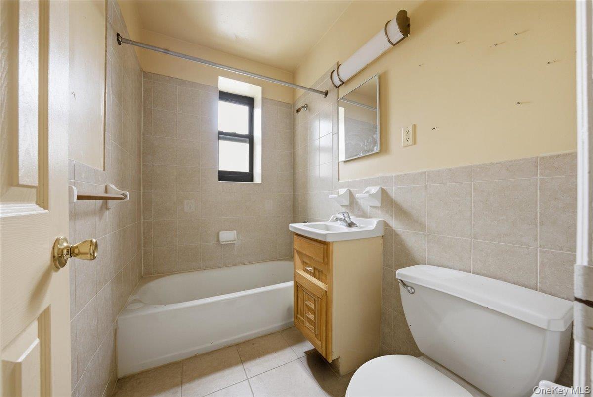 1715 Nelson Avenue 5g Property Photo 14