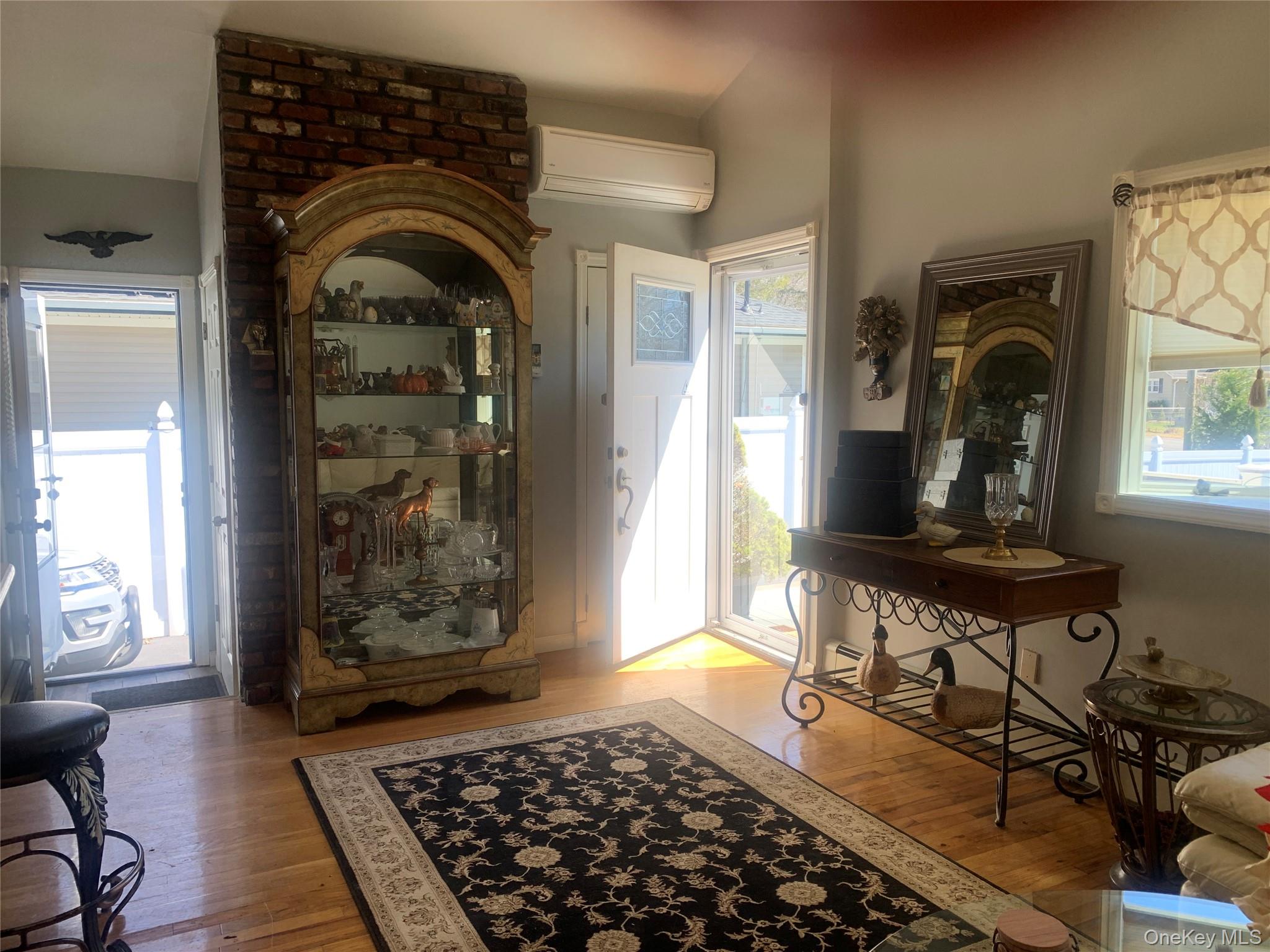 159 Parkwood Drive Property Photo 2