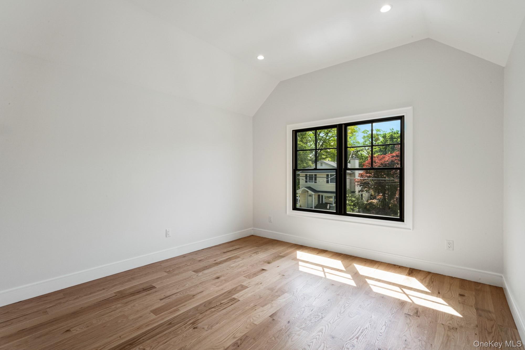 33 3rd Street Property Photo 21