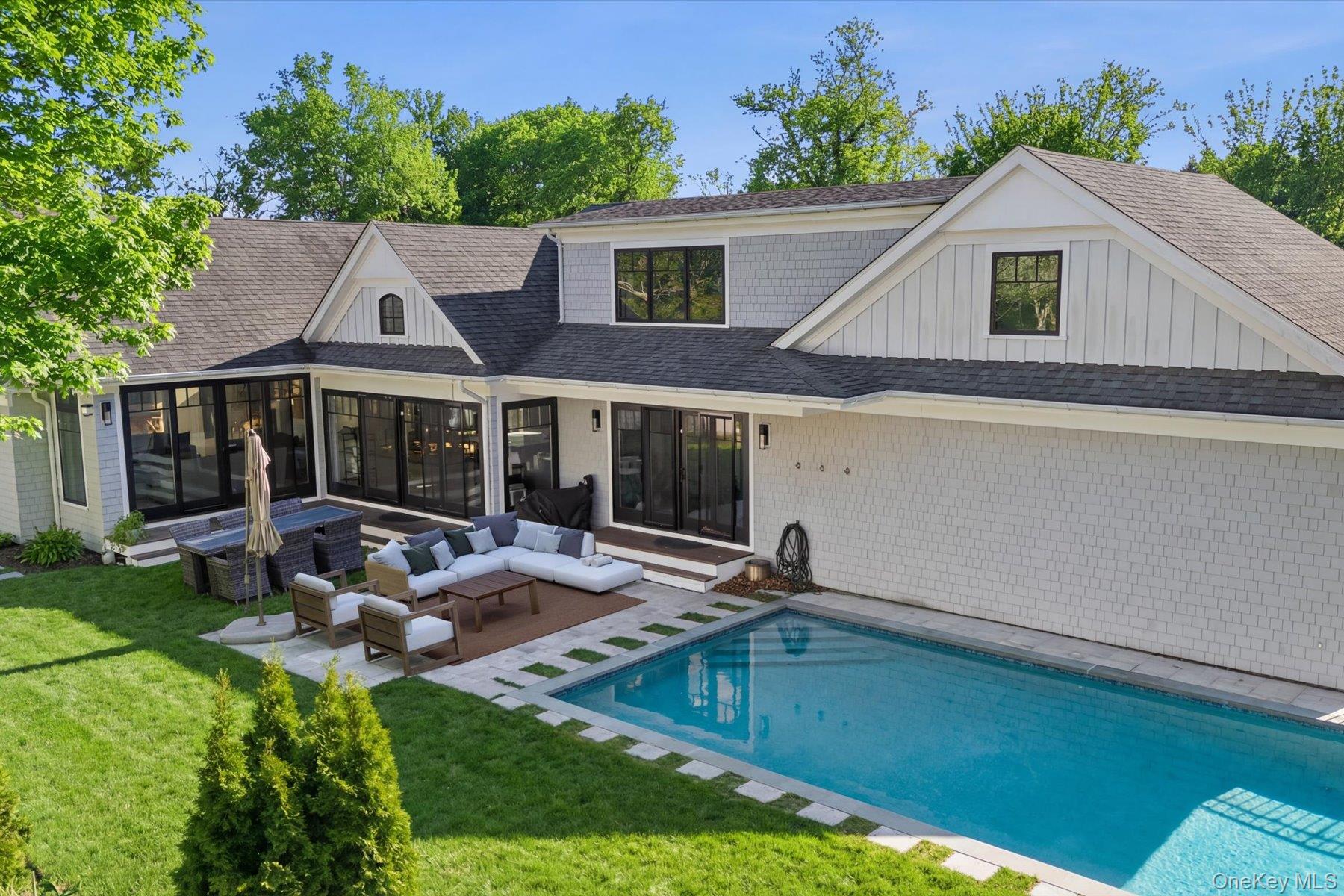 4 Post Lane Property Photo 1