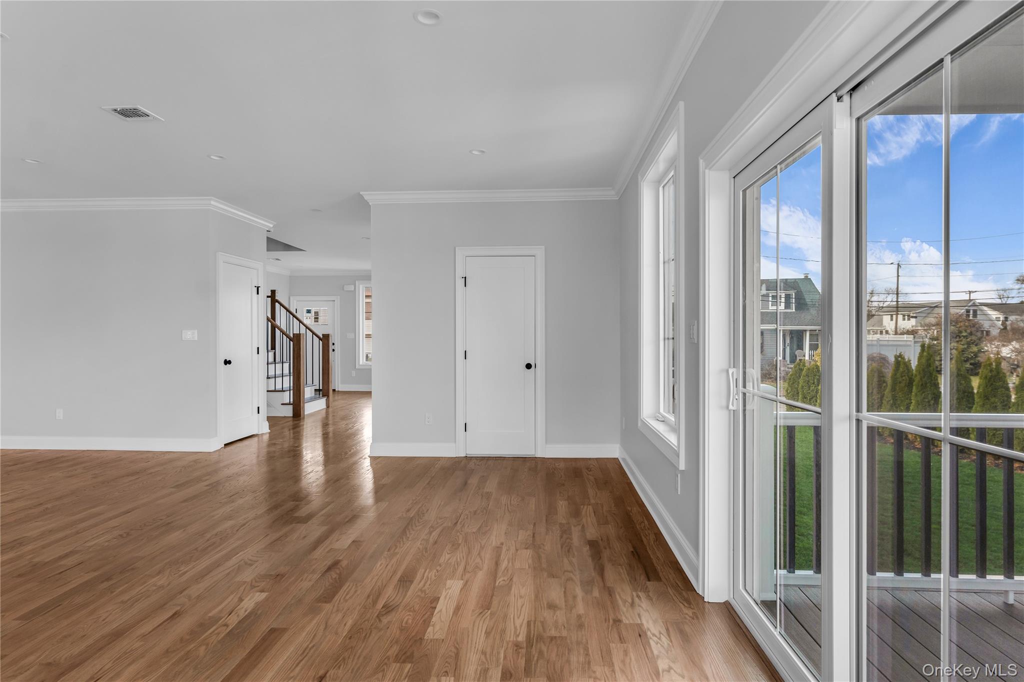 2437 Archer Street Property Photo 4