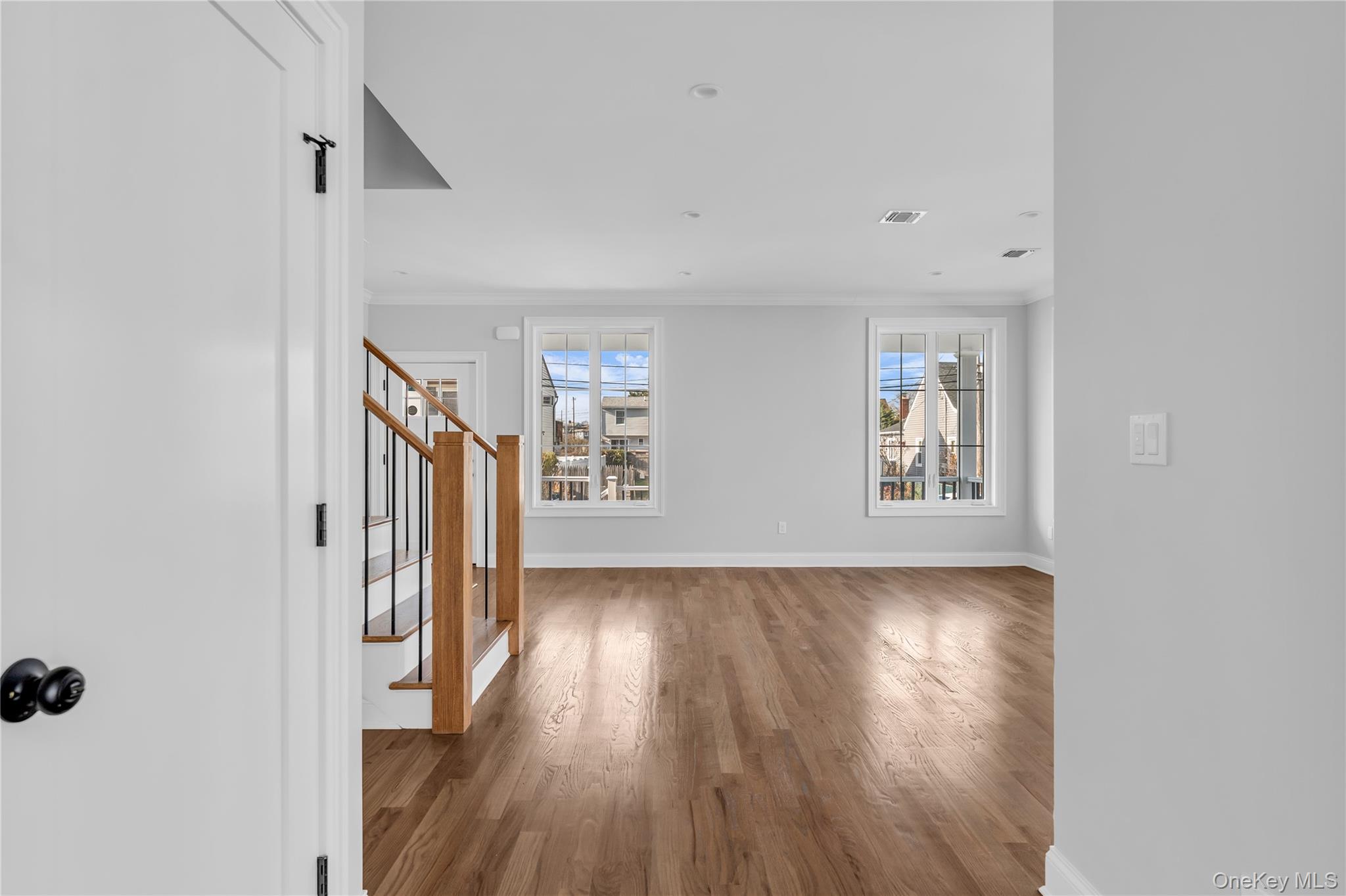 2437 Archer Street Property Photo 5