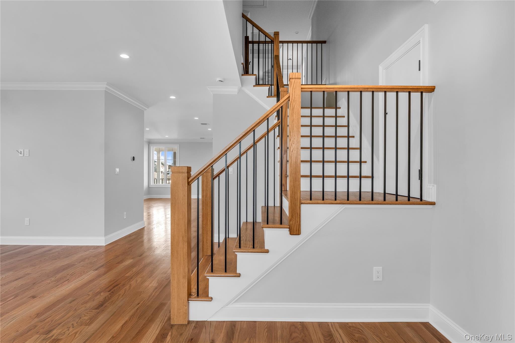 2437 Archer Street Property Photo 9