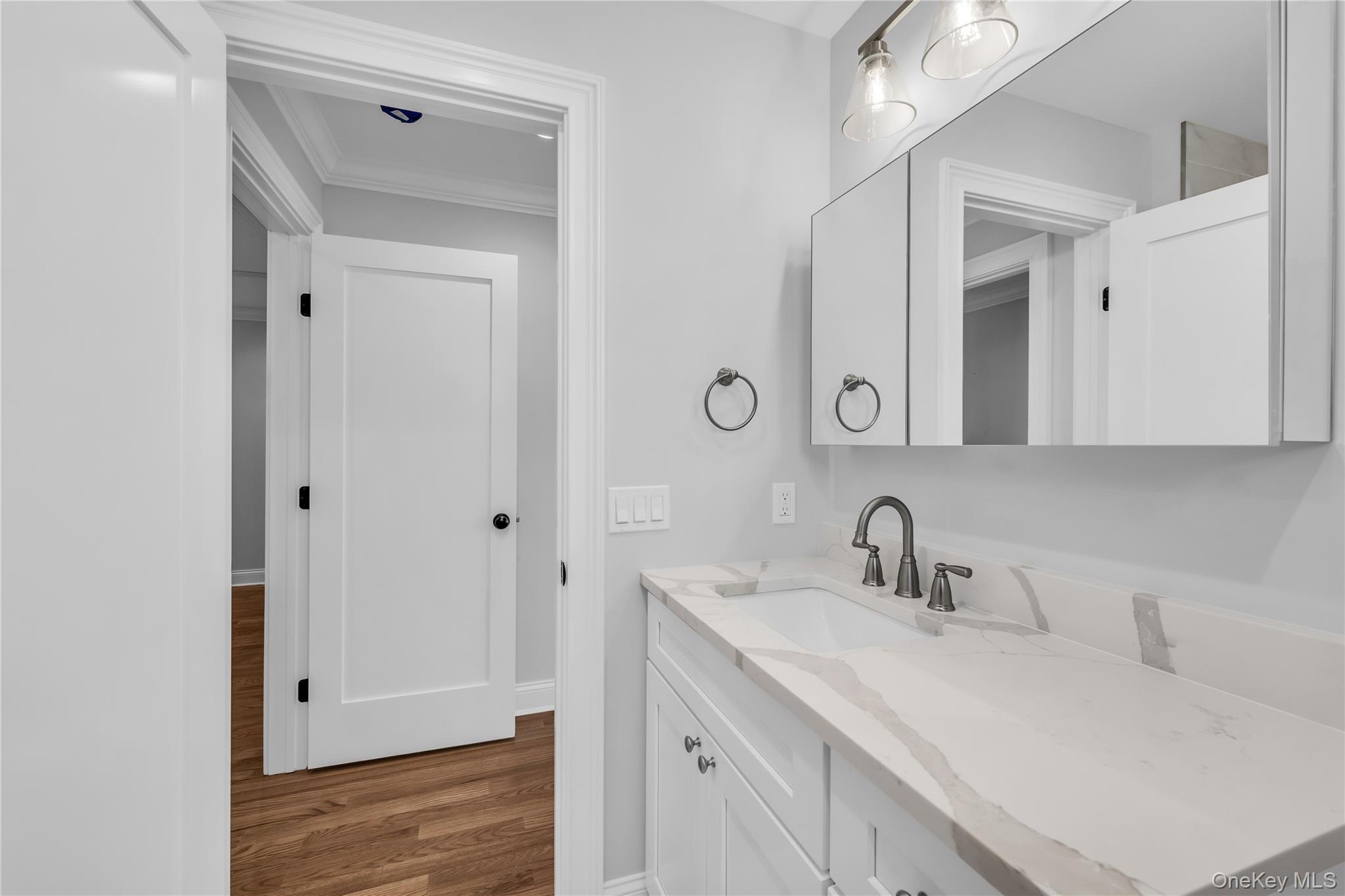 2437 Archer Street Property Photo 10