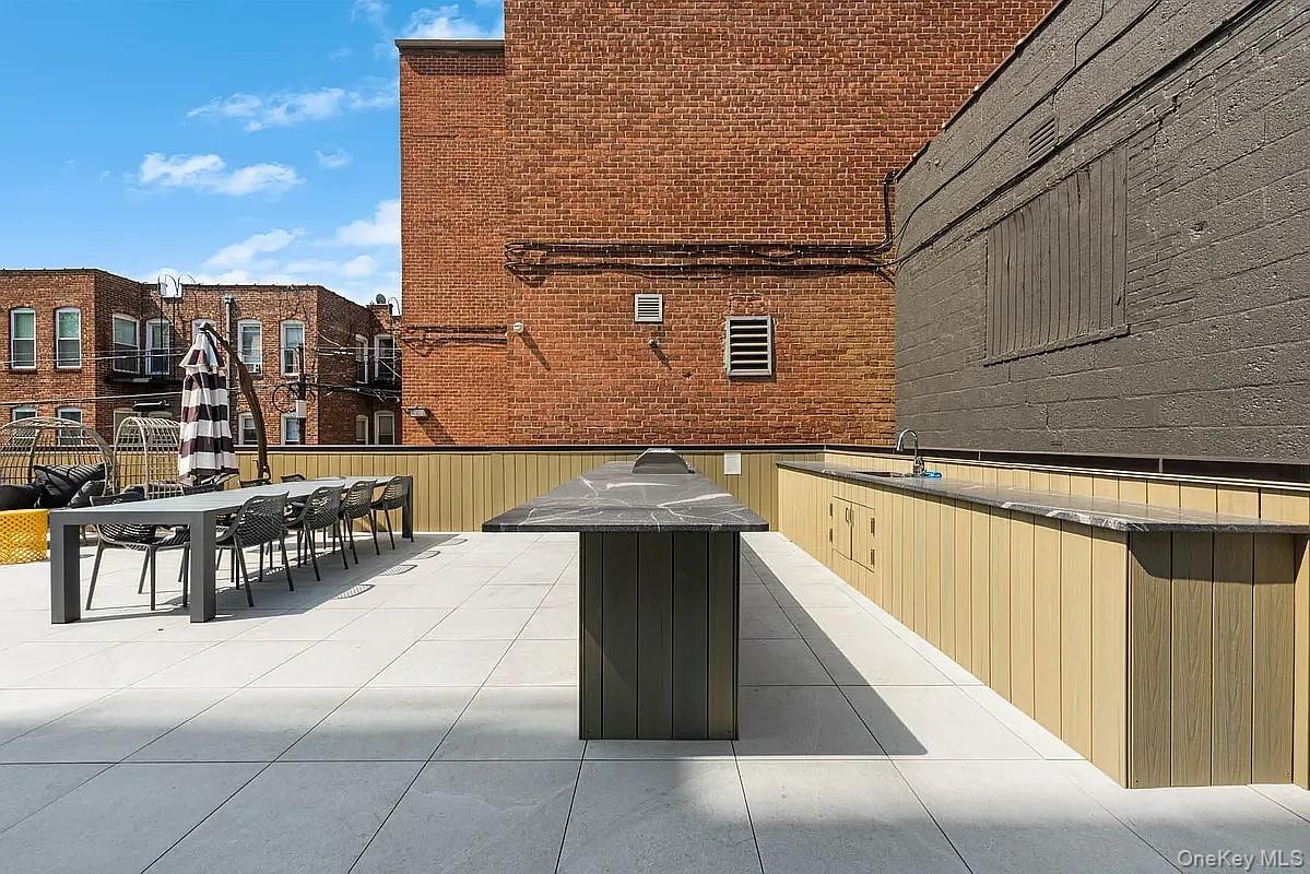 40-22 61st Street 5e Property Photo 19