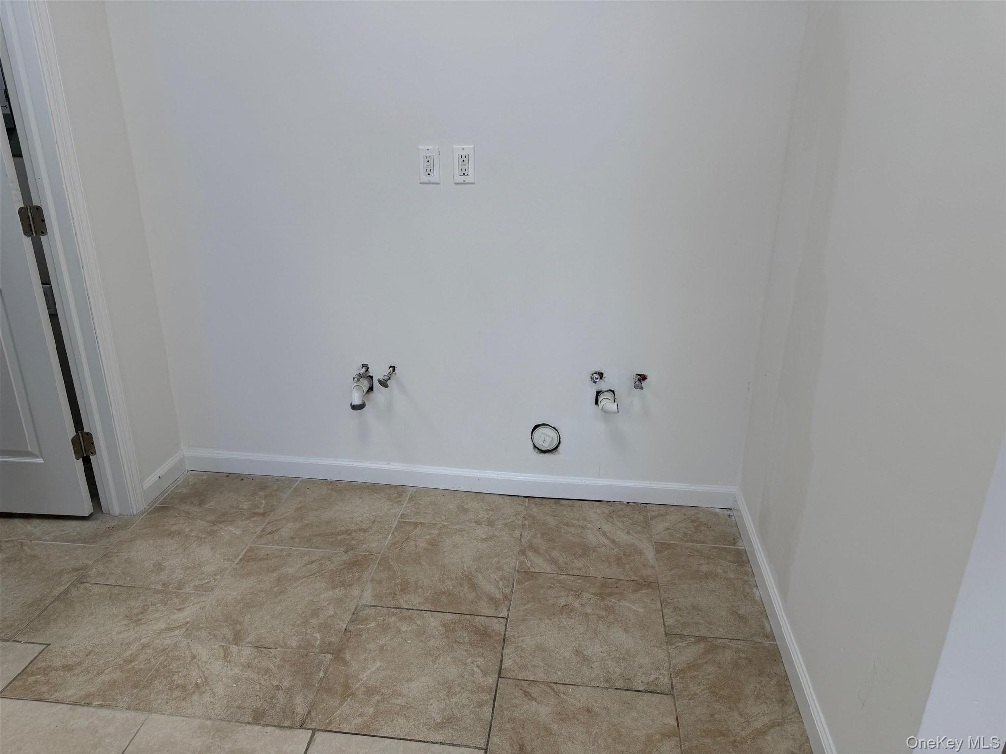 29 New Main Street Property Photo 9