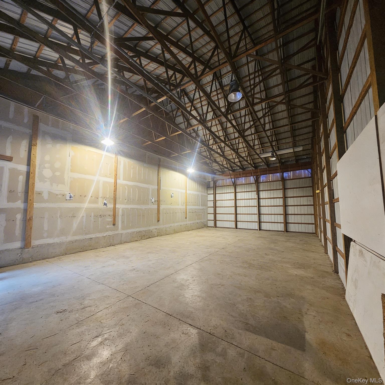 1168 Dolsontown Rd Property Photo 2