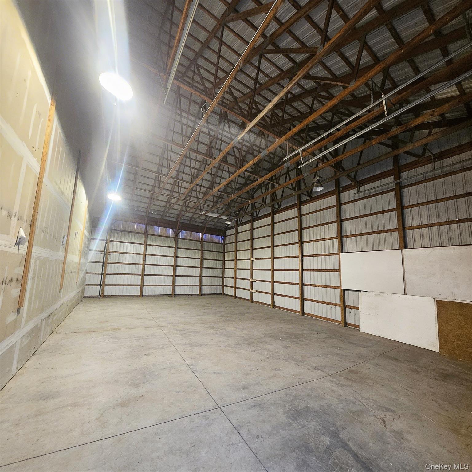1168 Dolsontown Rd Property Photo 3
