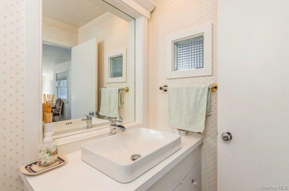 582 Hayground Road Property Photo 10