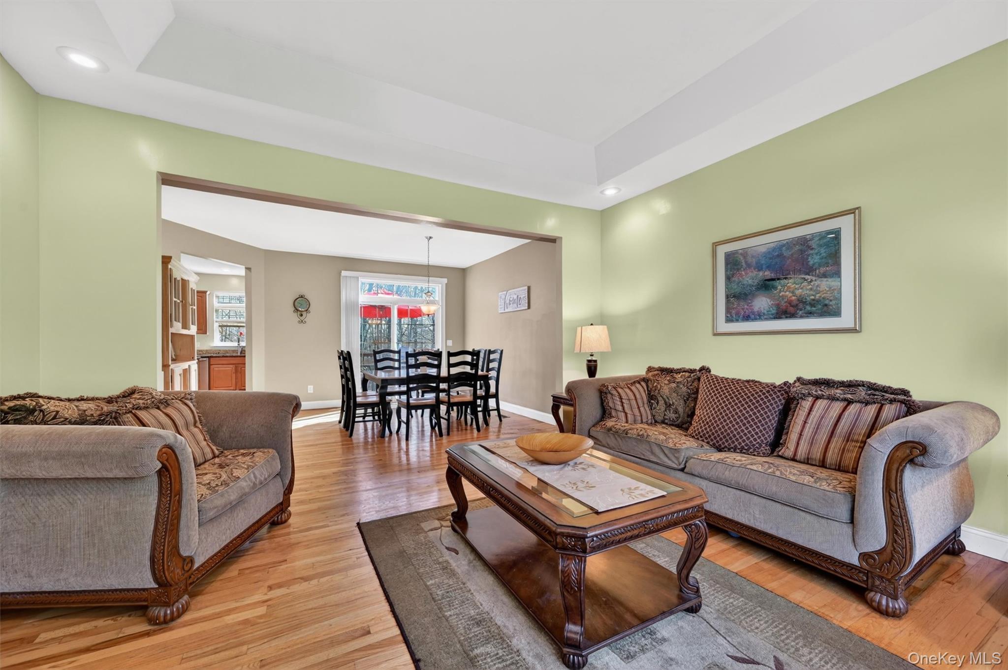 47 Willets Way Property Photo 3