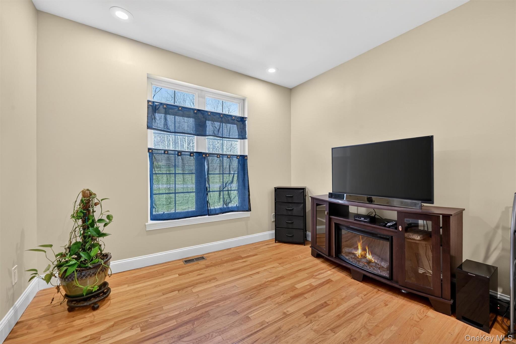 47 Willets Way Property Photo 14