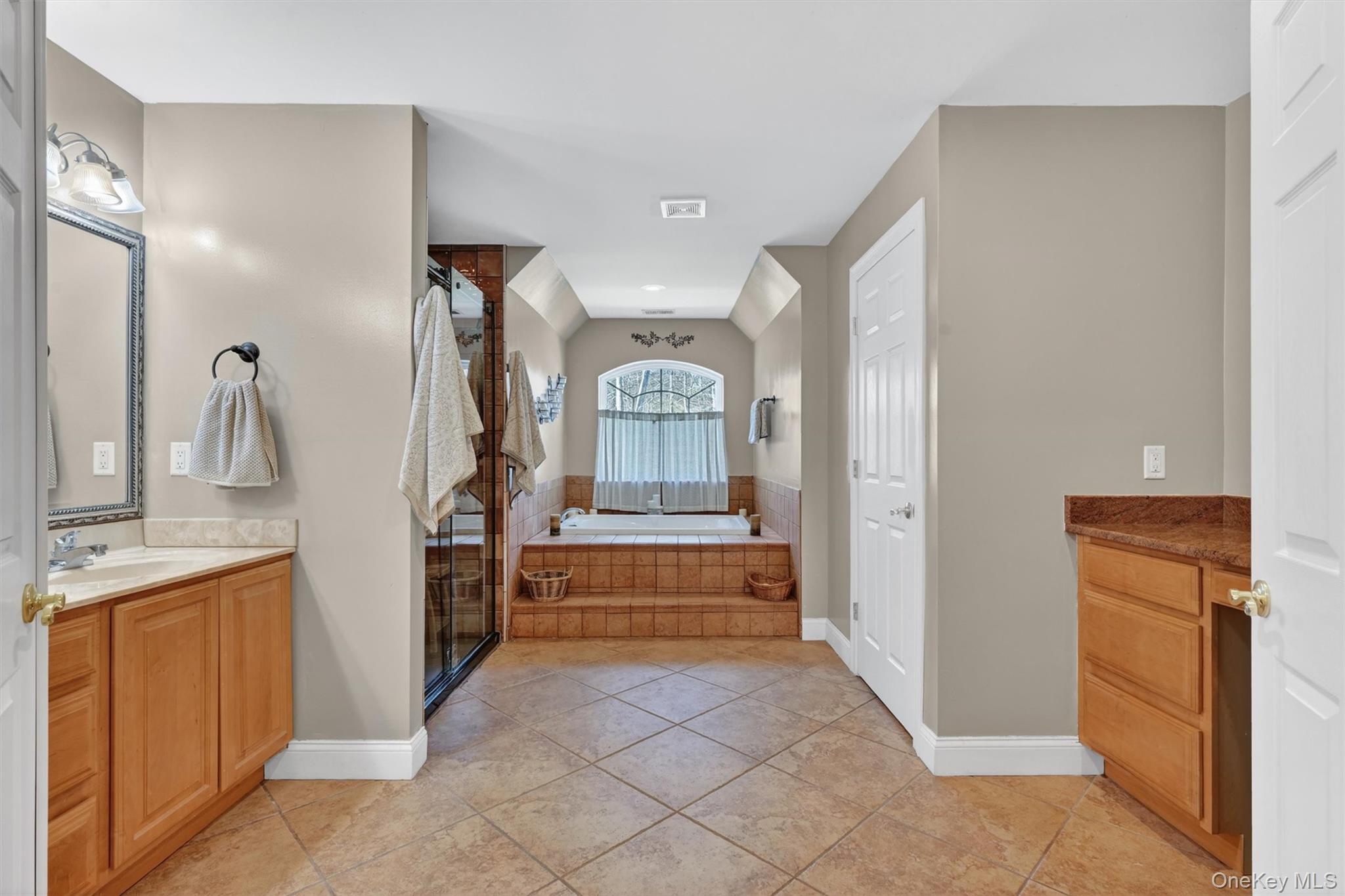 47 Willets Way Property Photo 24