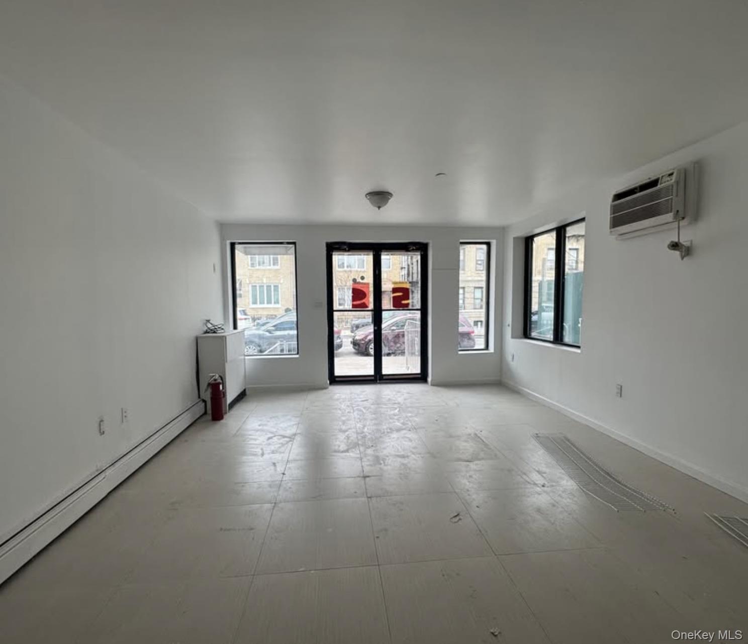 2590 41st Street Property Photo 5
