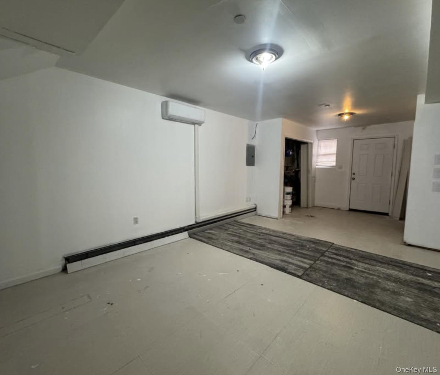 2590 41st Street Property Photo 6