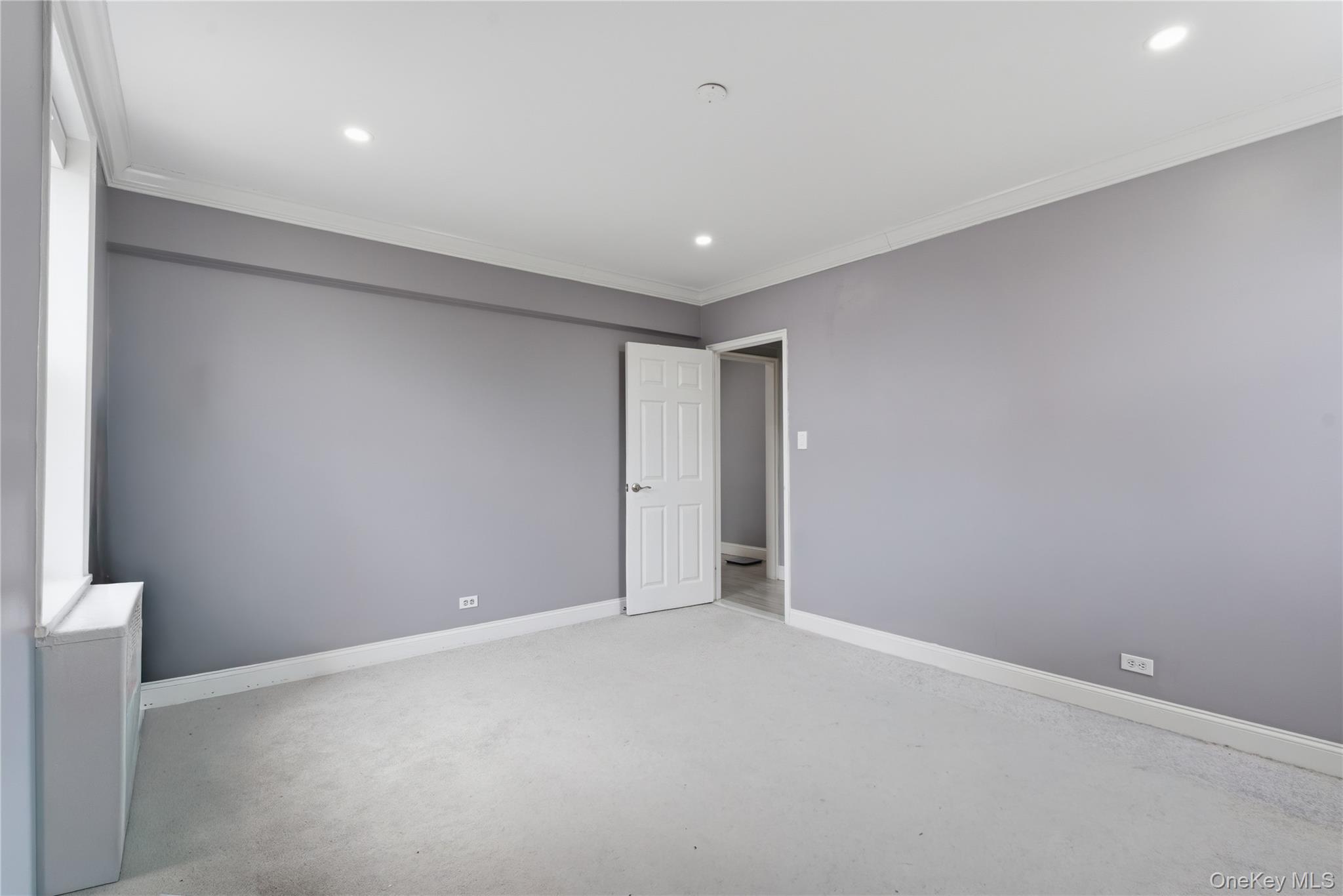 5639 Netherland Avenue 5c Property Photo 10
